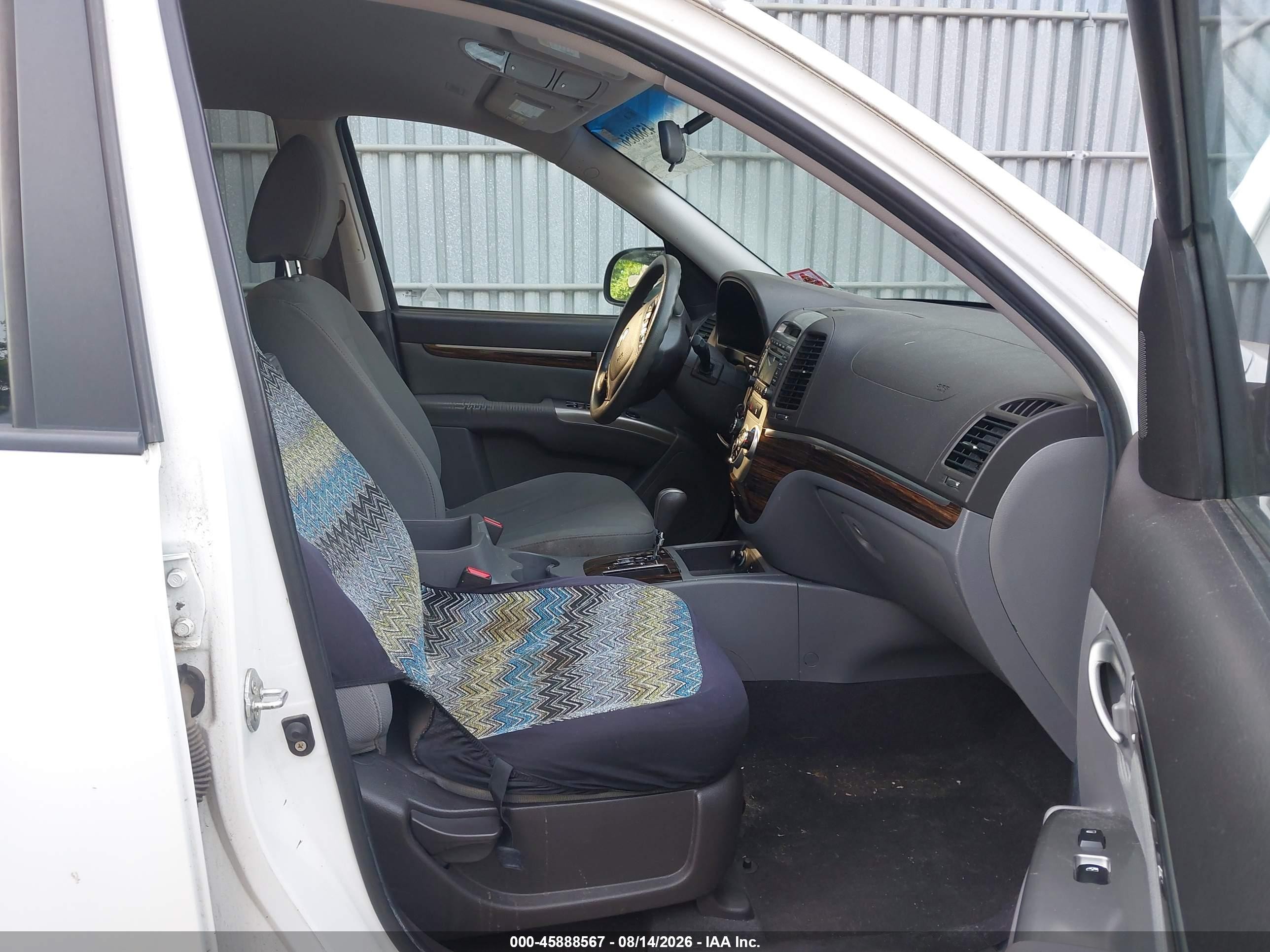 2010 Hyundai Santa Fe Gls White vin: 5NMSGDAB5AH367425