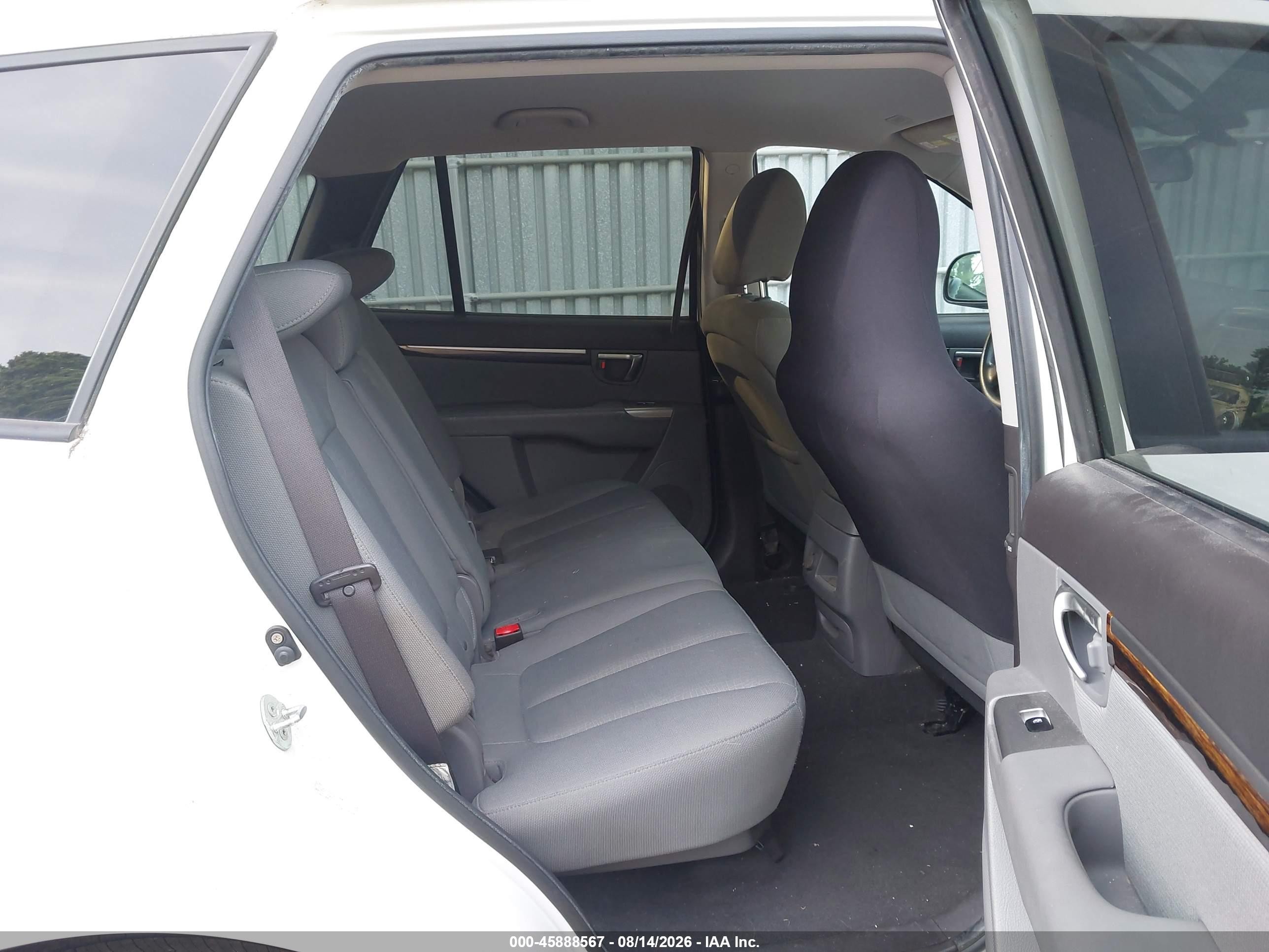 2010 Hyundai Santa Fe Gls White vin: 5NMSGDAB5AH367425