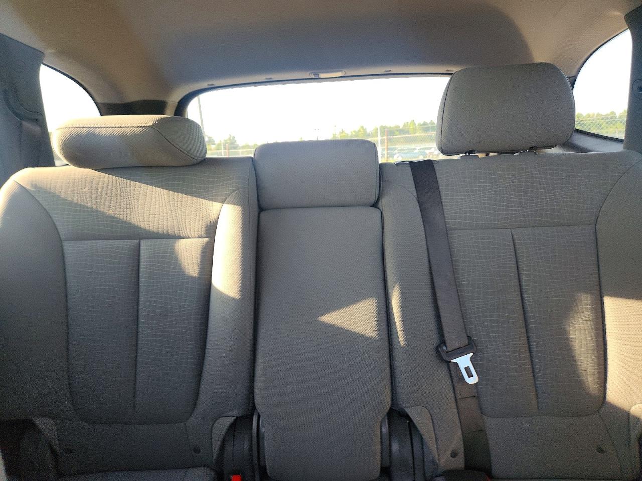 2010 Hyundai Santa Fe Gls White vin: 5NMSGDAB6AH351461