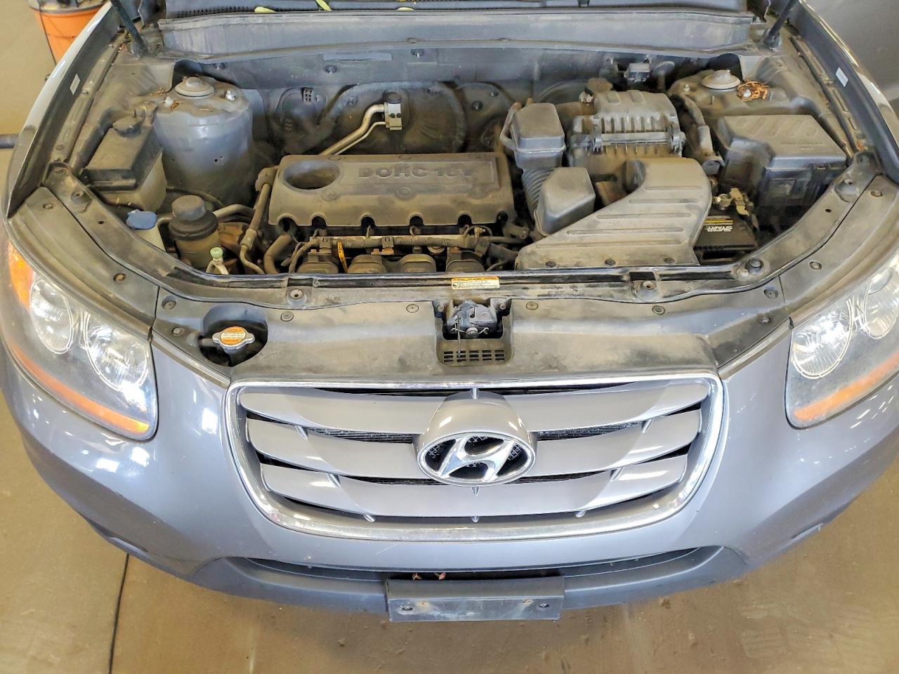 2010 Hyundai Santa Fe Gls Gray vin: 5NMSGDAB6AH375615