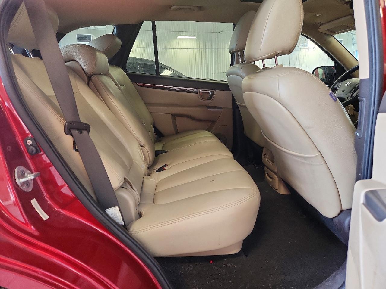 2010 Hyundai Santa Fe Gls Red vin: 5NMSGDAB7AH333700
