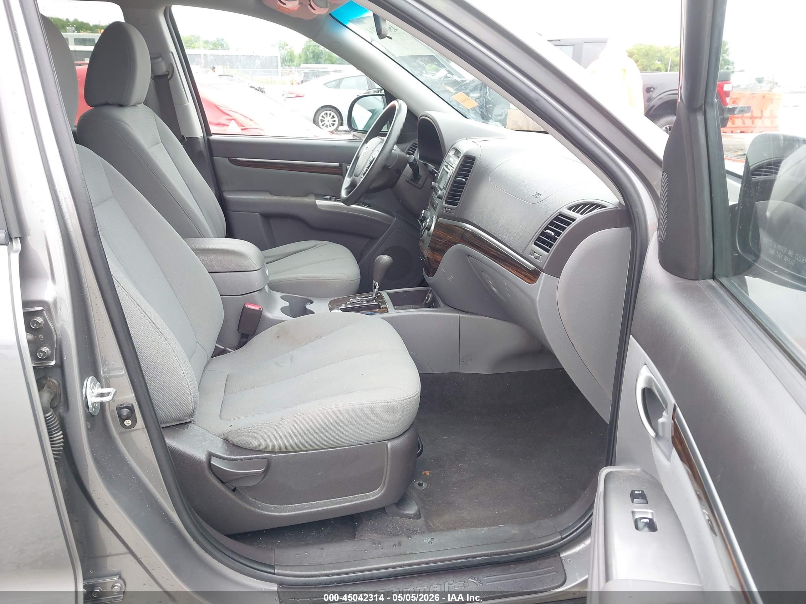 2010 Hyundai Santa Fe Gls Gray vin: 5NMSGDAB7AH372173