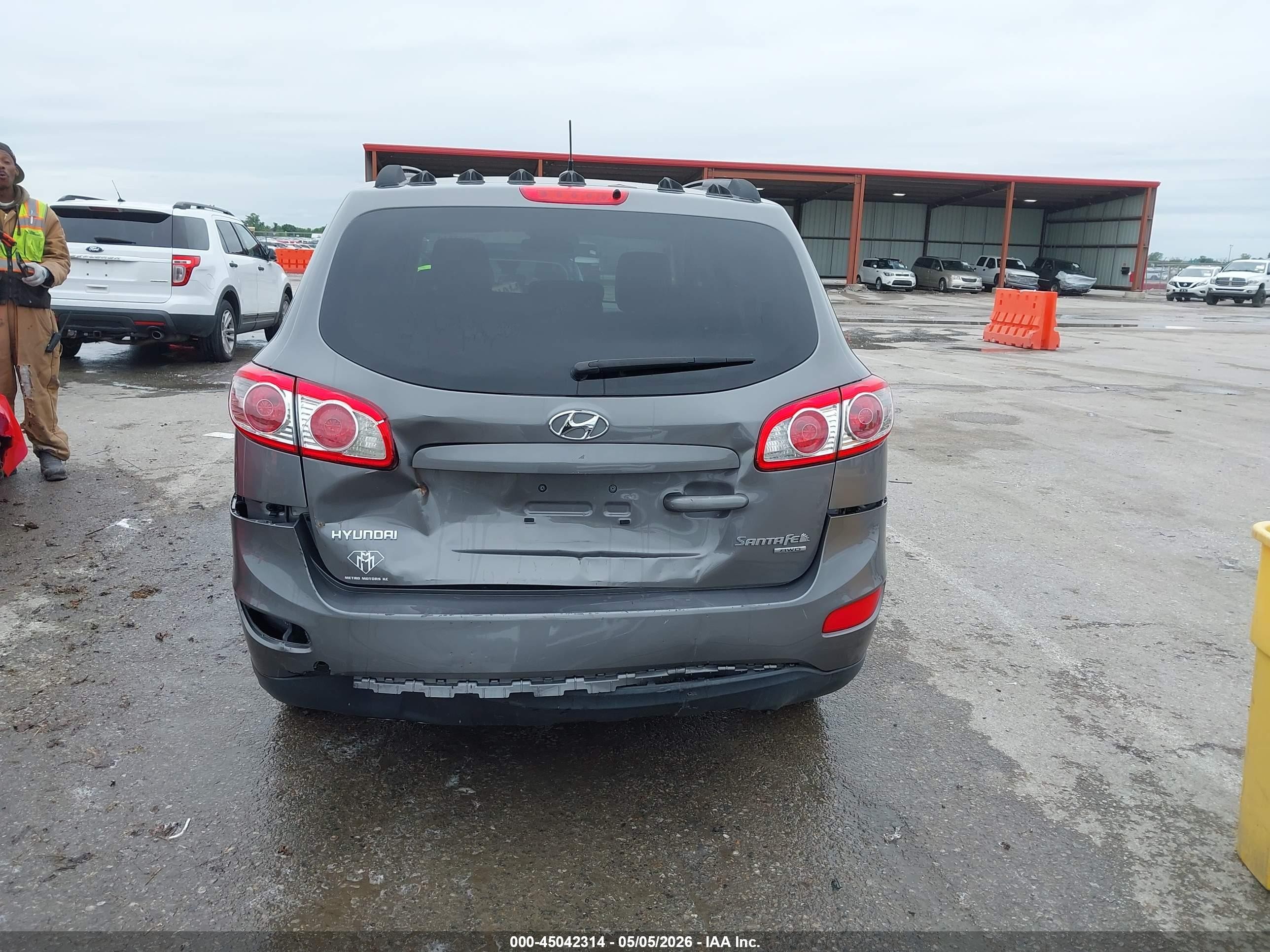 2010 Hyundai Santa Fe Gls Gray vin: 5NMSGDAB7AH372173