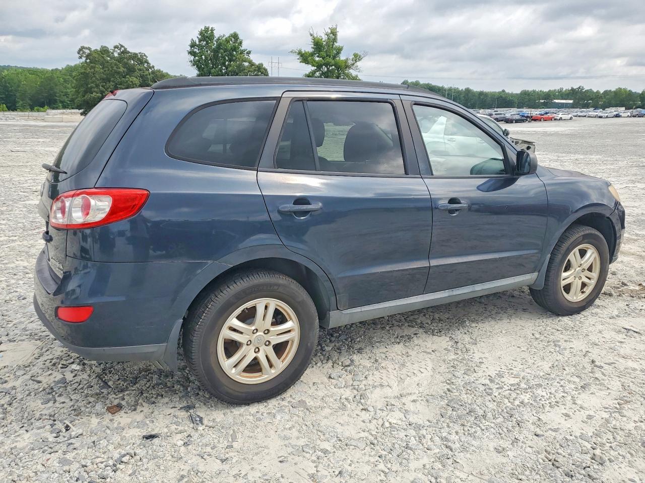 2010 Hyundai Santa Fe Blue vin: 5NMSGDAB7AH407004