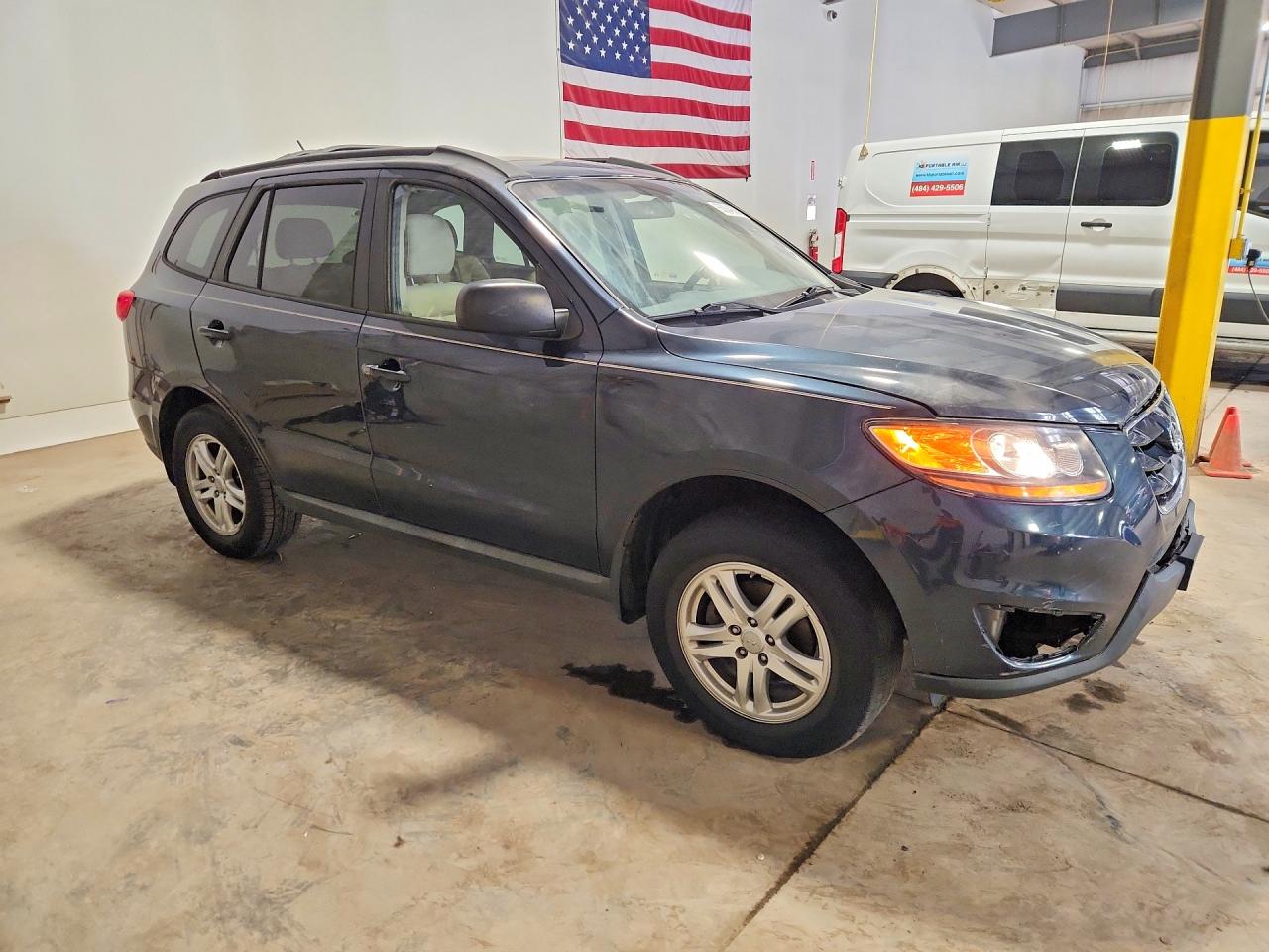 2010 Hyundai Santa Fe Gls Blue vin: 5NMSGDAB8AH412891