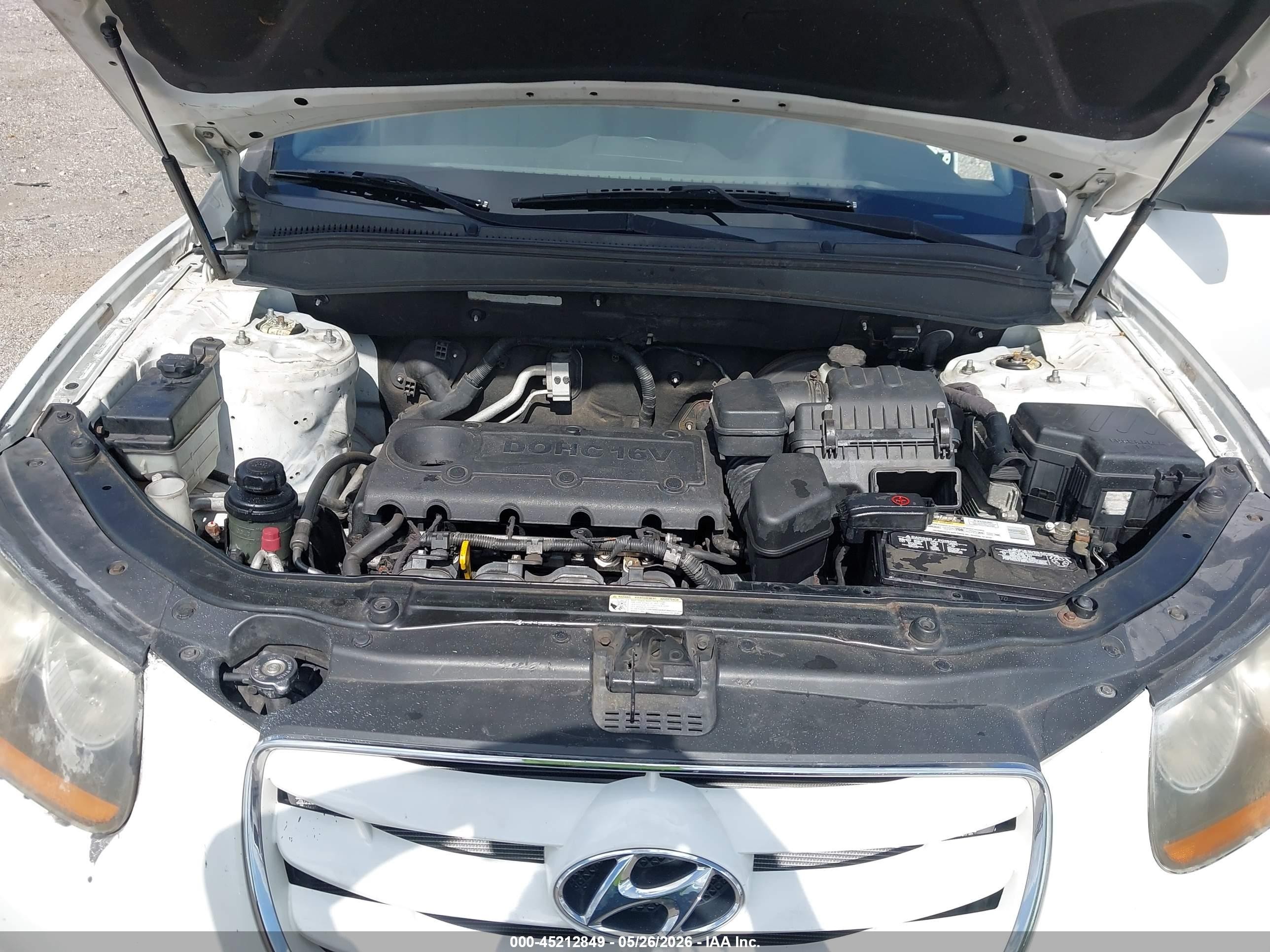 2010 Hyundai Santa Fe Gls White vin: 5NMSGDAB9AH338347