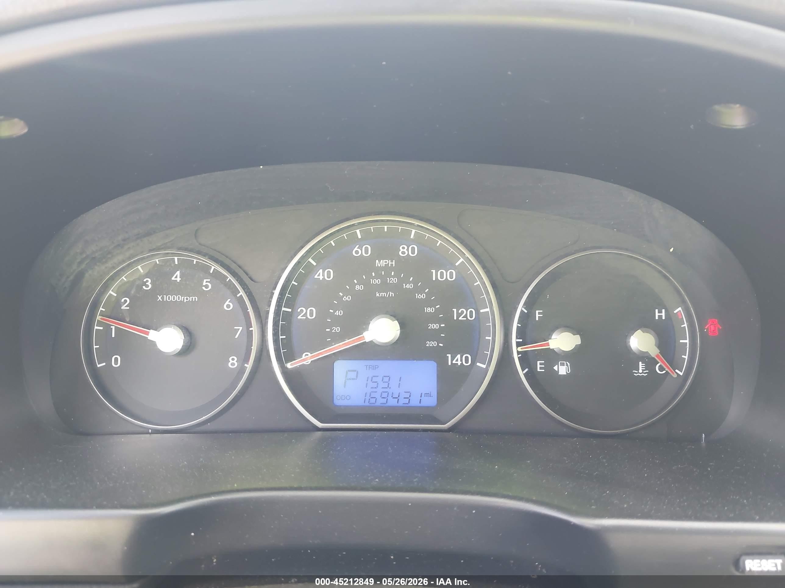 2010 Hyundai Santa Fe Gls White vin: 5NMSGDAB9AH338347