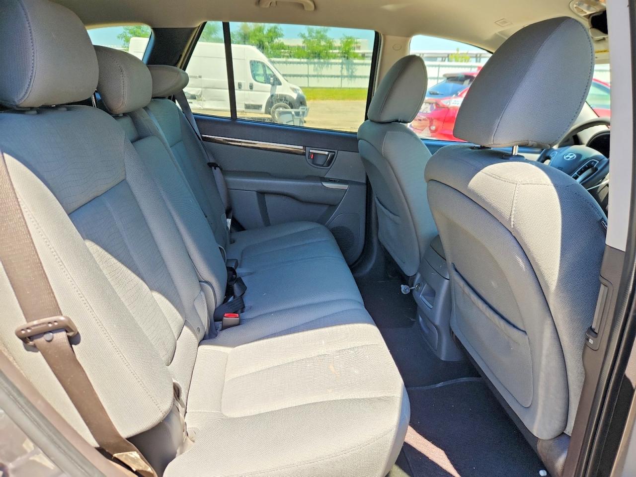 2010 Hyundai Santa Fe Gls Gray vin: 5NMSGDAB9AH397883