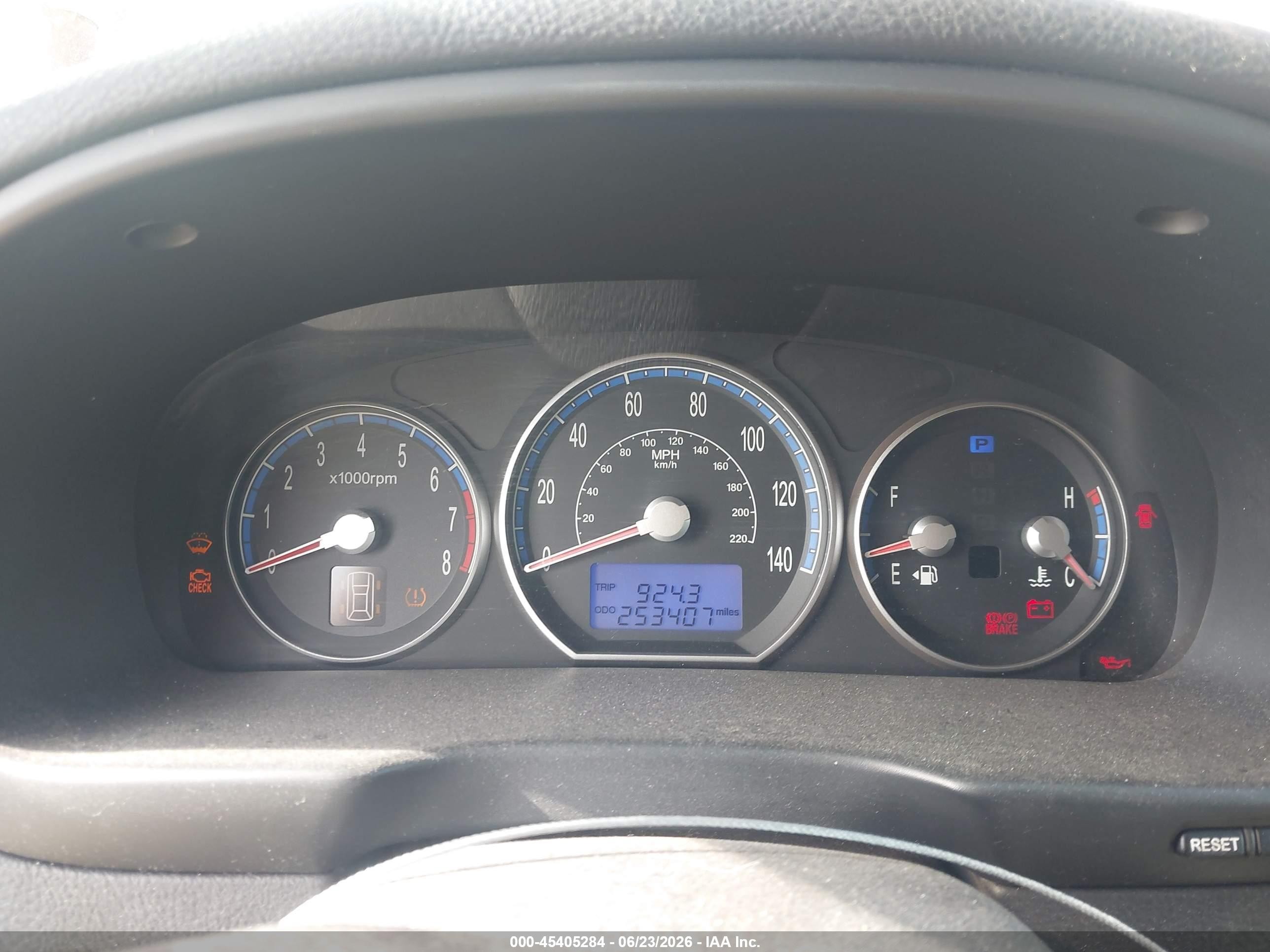 2007 Hyundai Santa Fe Limited/se Black vin: 5NMSH13E07H028146