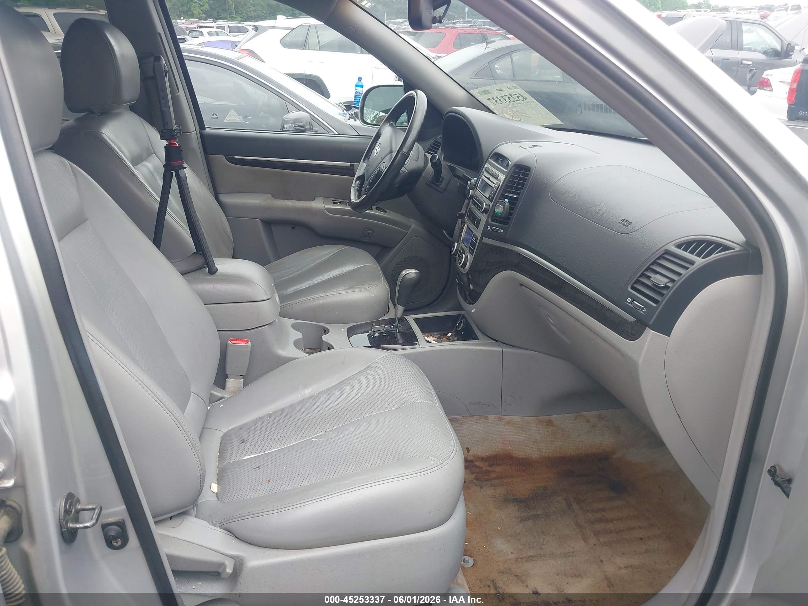 2007 Hyundai Santa Fe Limited/se Silver vin: 5NMSH13E27H085321