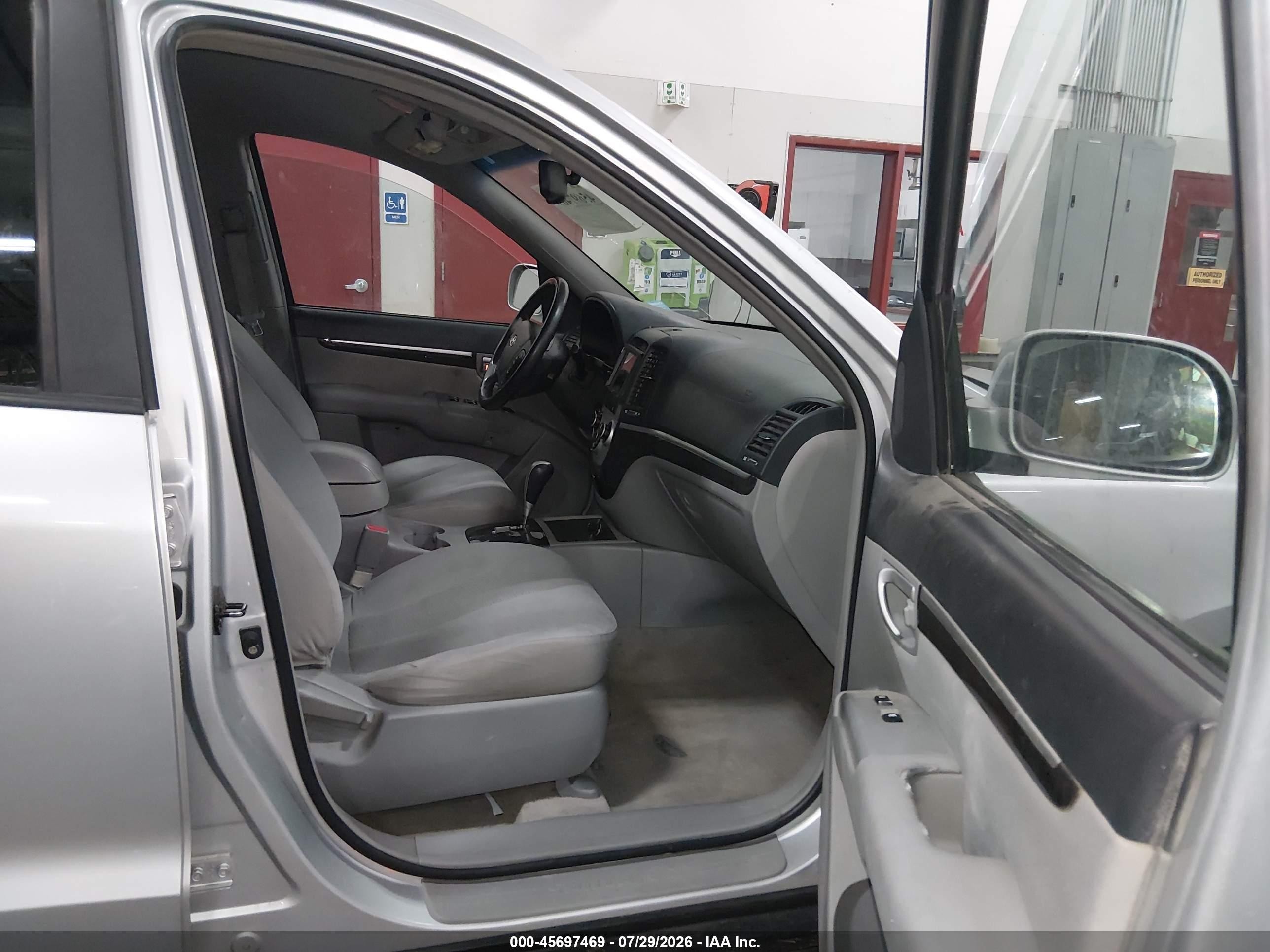 2007 Hyundai Santa Fe Limited/se Silver vin: 5NMSH13E47H008837