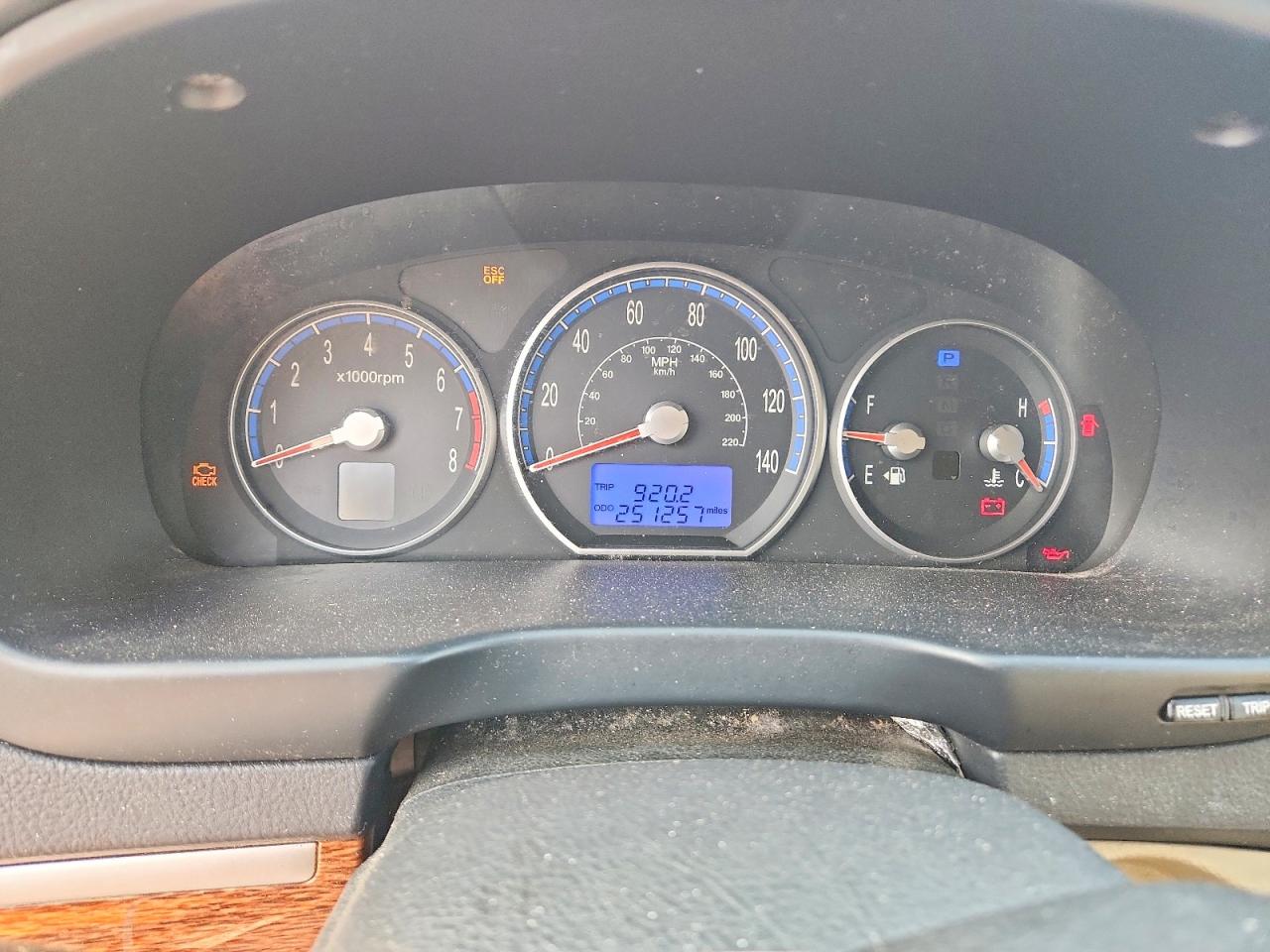 2008 Hyundai Santa Fe Se Белый vin: 5NMSH13E48H214578
