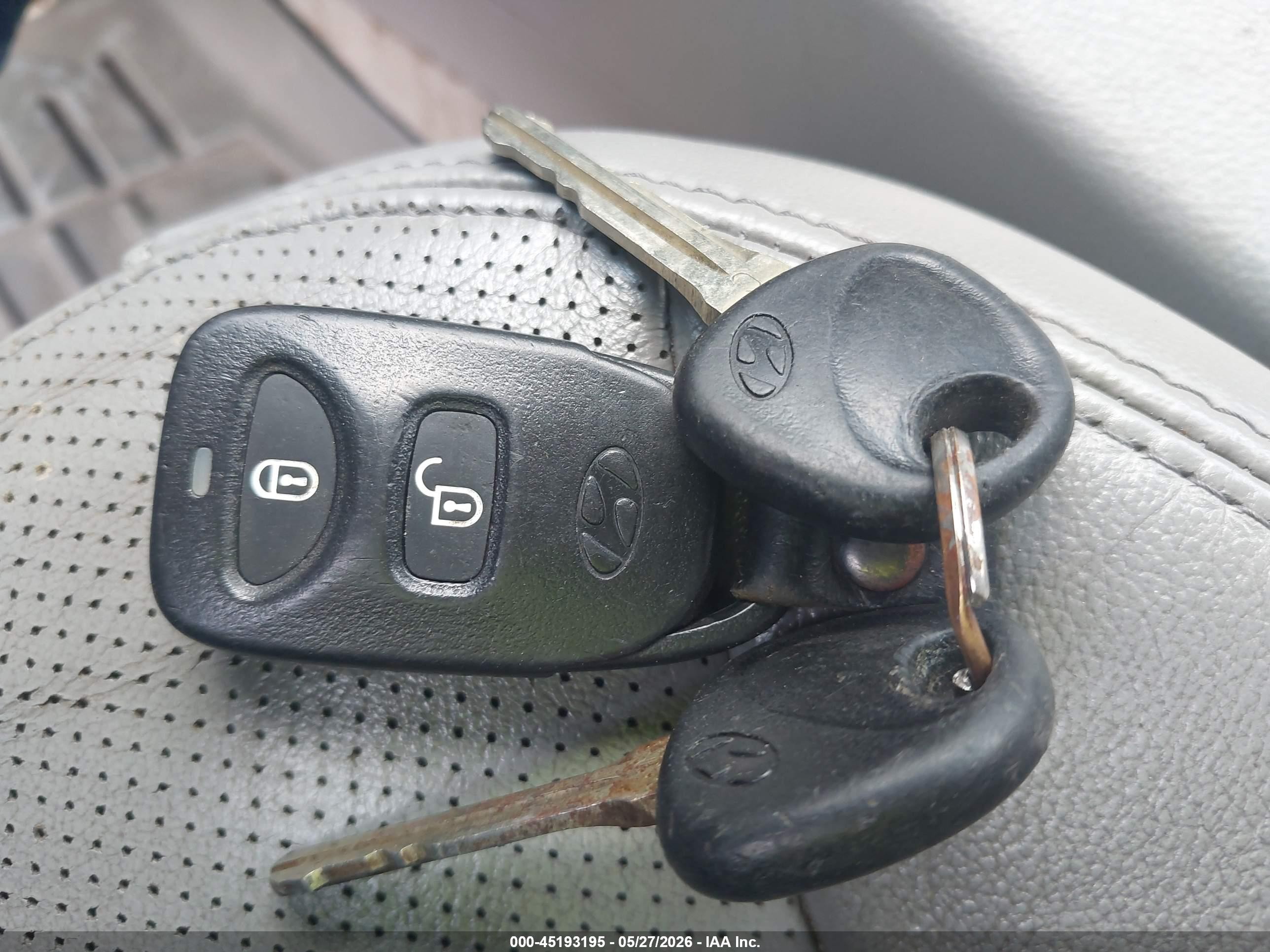 2007 Hyundai Santa Fe Limited/se Белый vin: 5NMSH13E77H025034