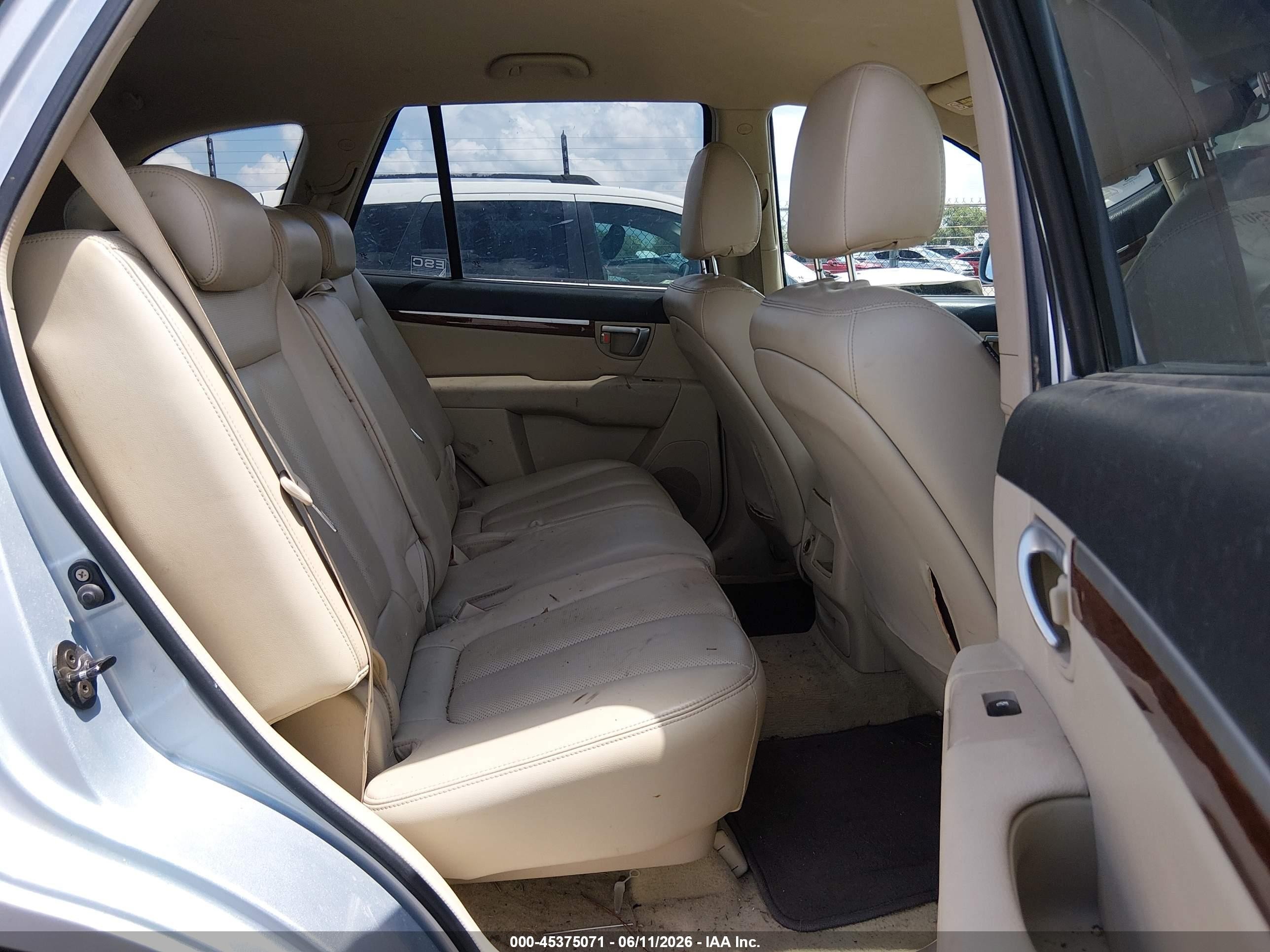 2007 Hyundai Santa Fe Limited/se Silver vin: 5NMSH73E17H001072