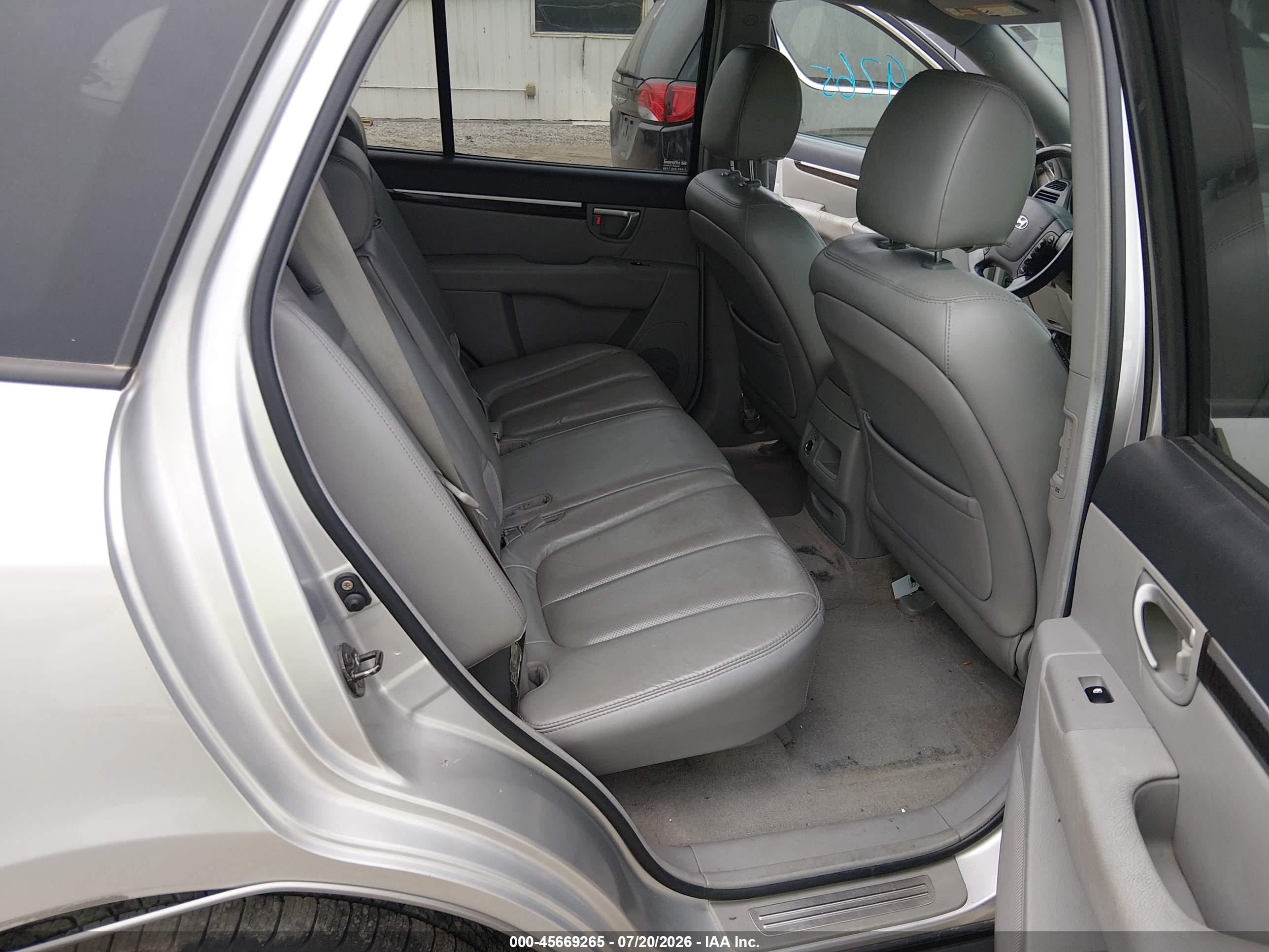 2007 Hyundai Santa Fe Limited/se Silver vin: 5NMSH73E17H046156