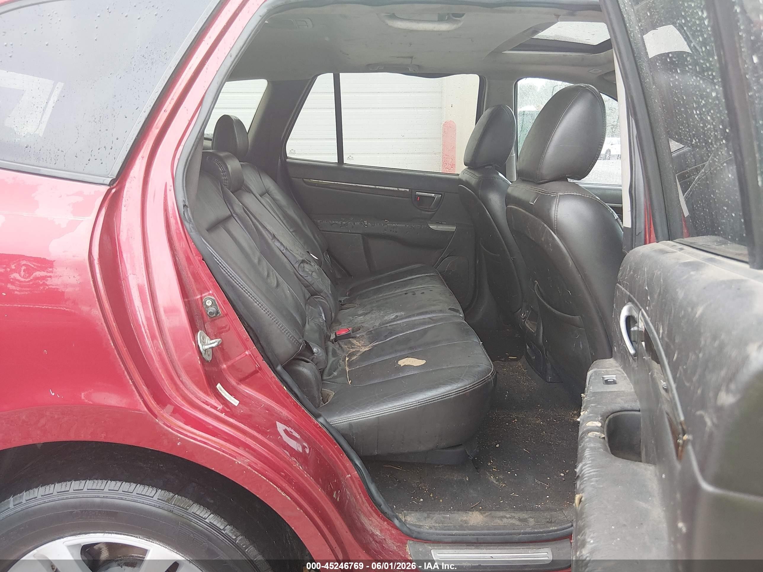 2010 Hyundai Santa Fe Limited V6 Red vin: 5NMSK4AG7AH392157