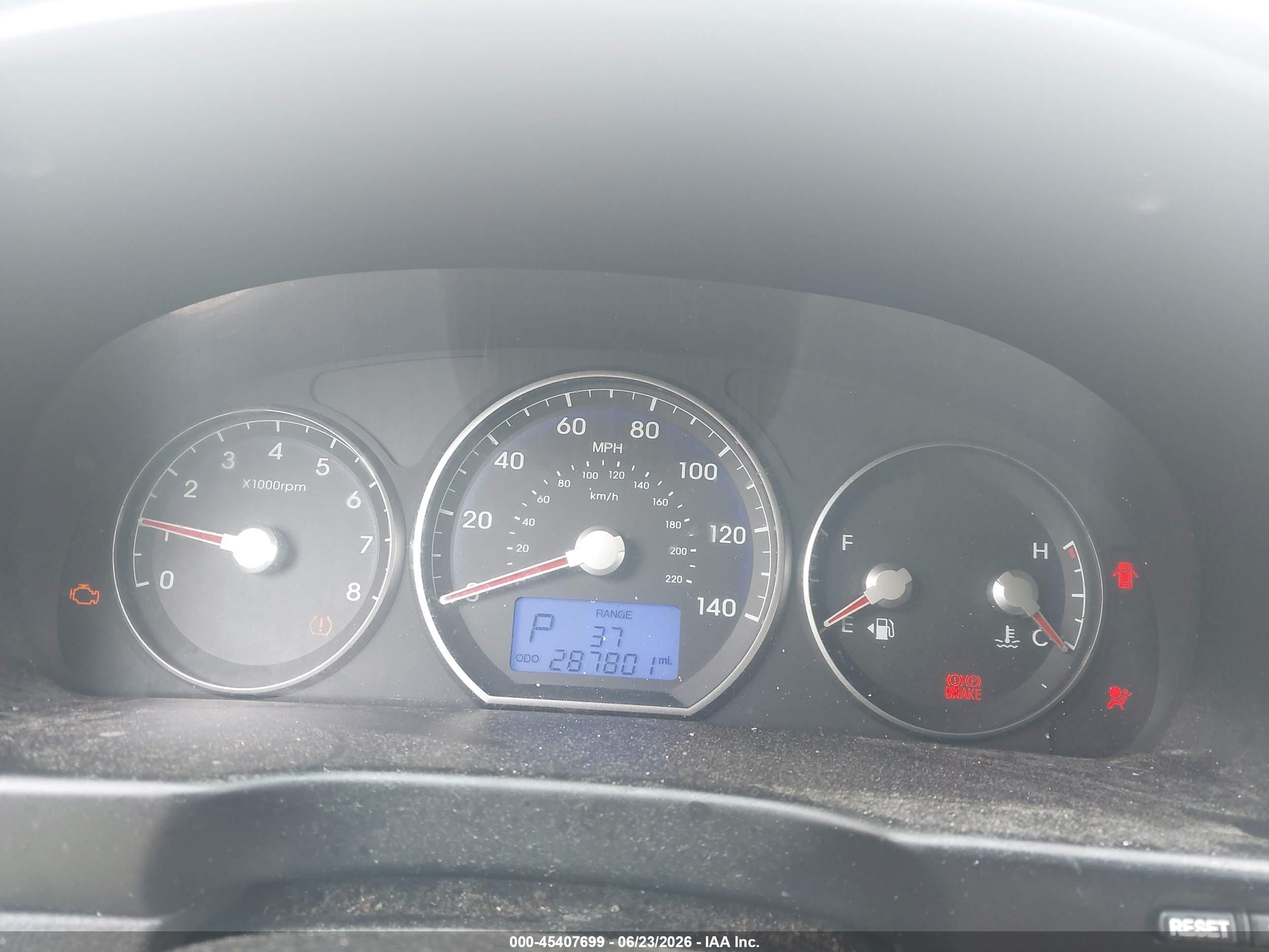 2010 Hyundai Santa Fe Limited V6 Silver vin: 5NMSK4AG8AH350340
