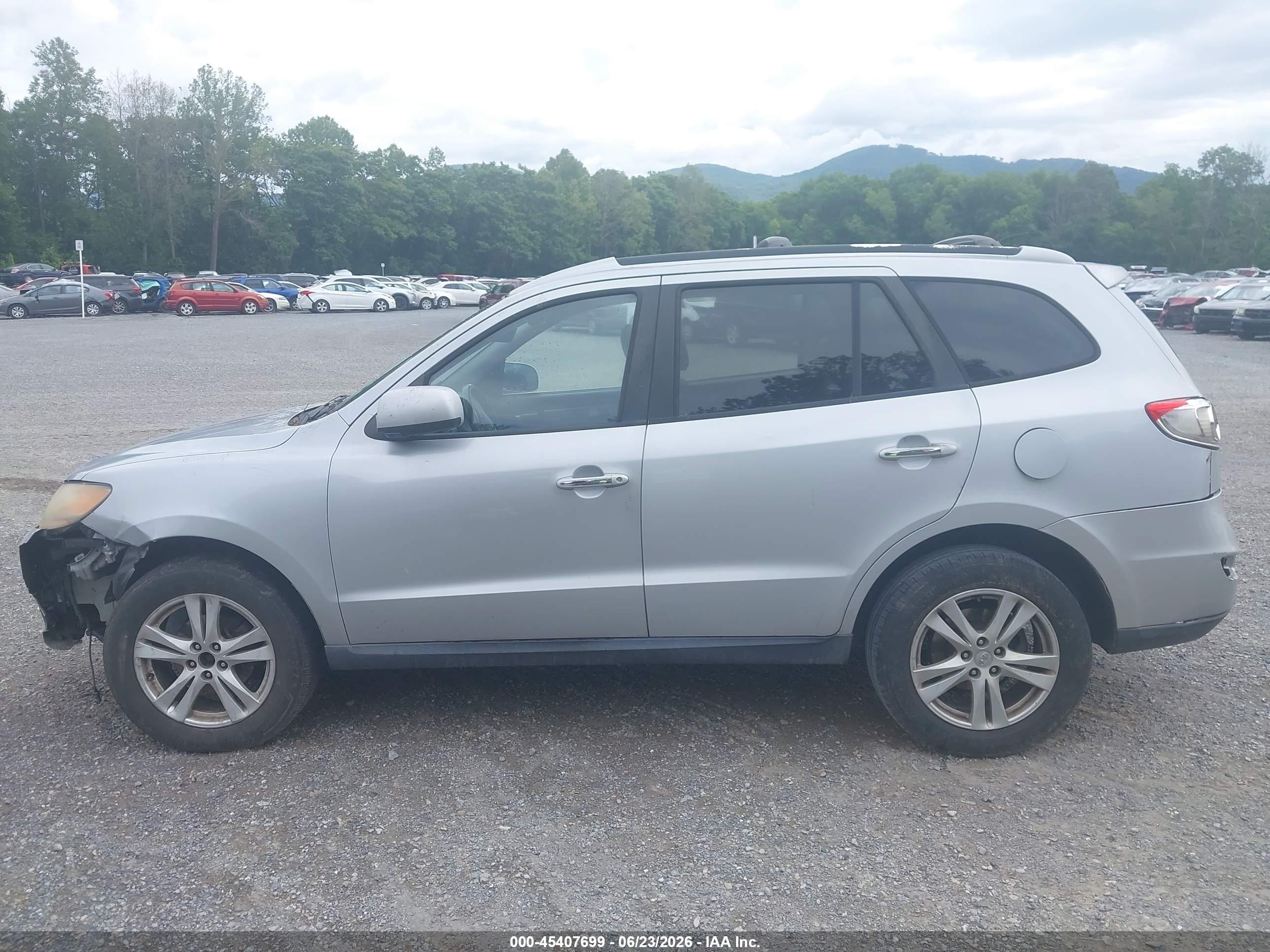 2010 Hyundai Santa Fe Limited V6 Silver vin: 5NMSK4AG8AH350340