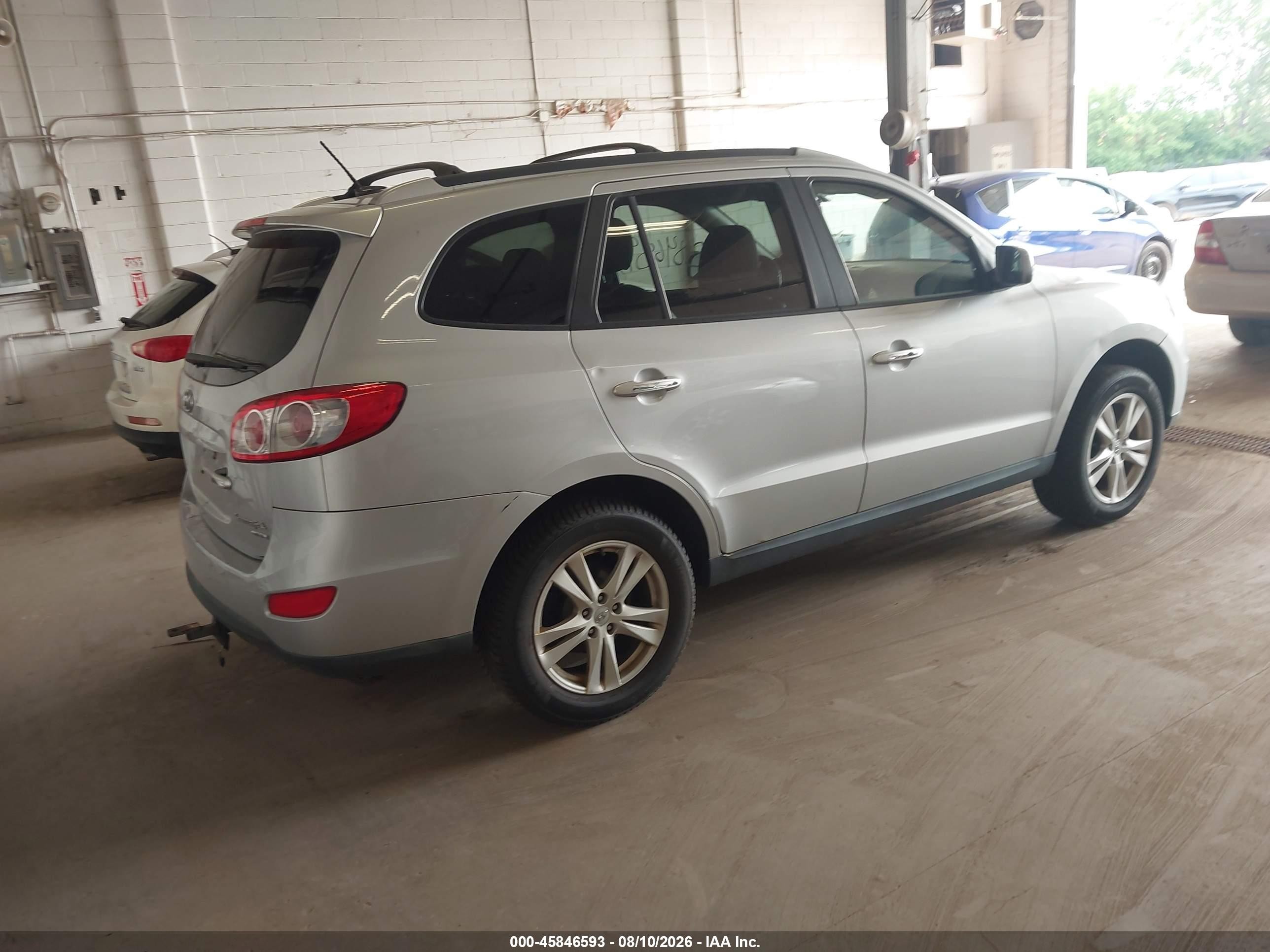 2010 Hyundai Santa Fe Limited V6 Silver vin: 5NMSK4AG8AH395679