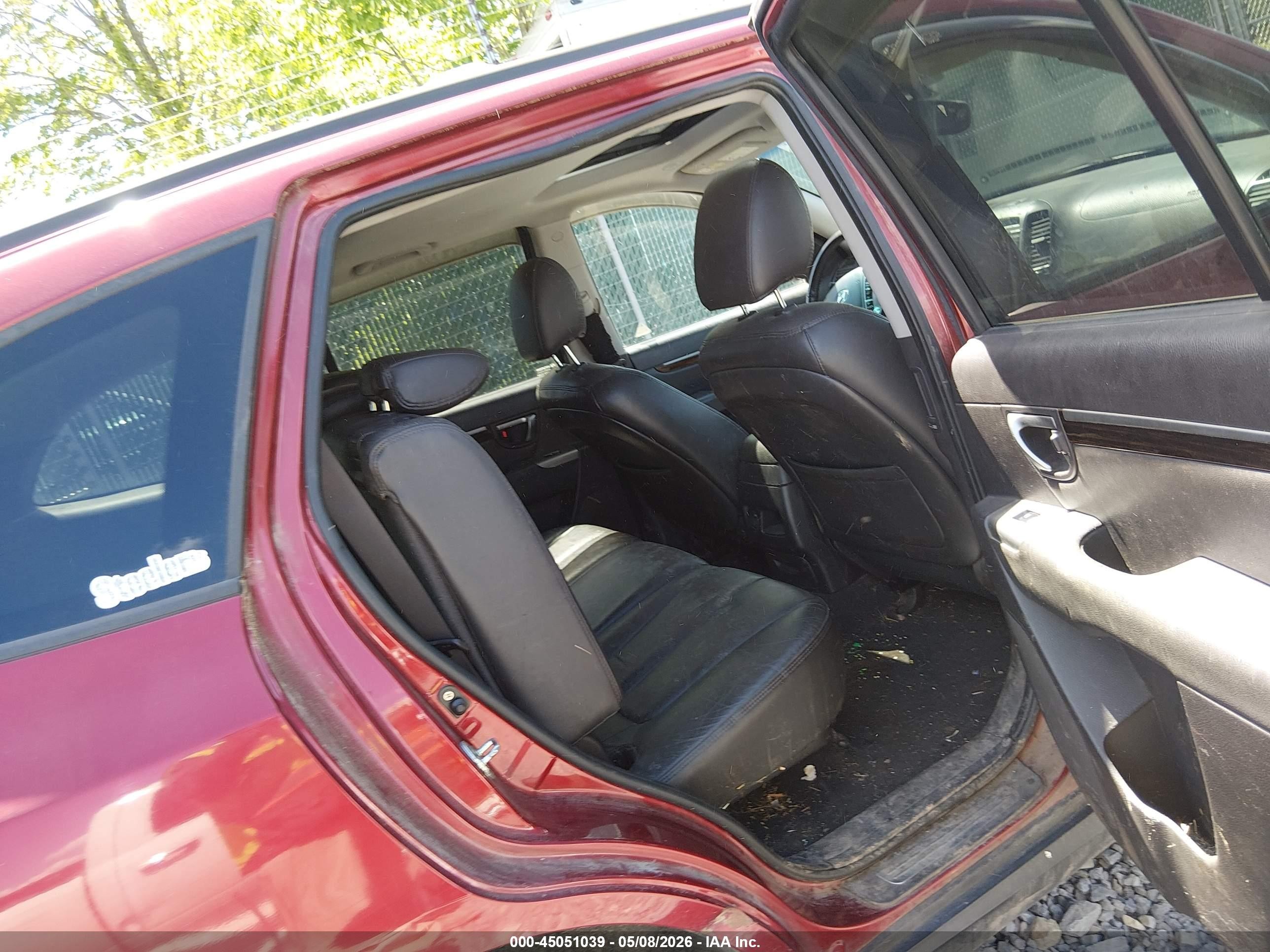 2010 Hyundai Santa Fe Limited V6 Red vin: 5NMSKDAG0AH382926