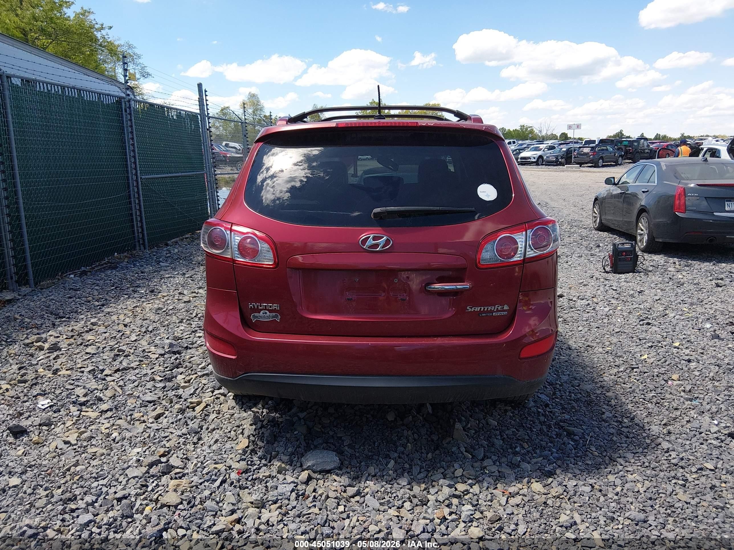 2010 Hyundai Santa Fe Limited V6 Red vin: 5NMSKDAG0AH382926