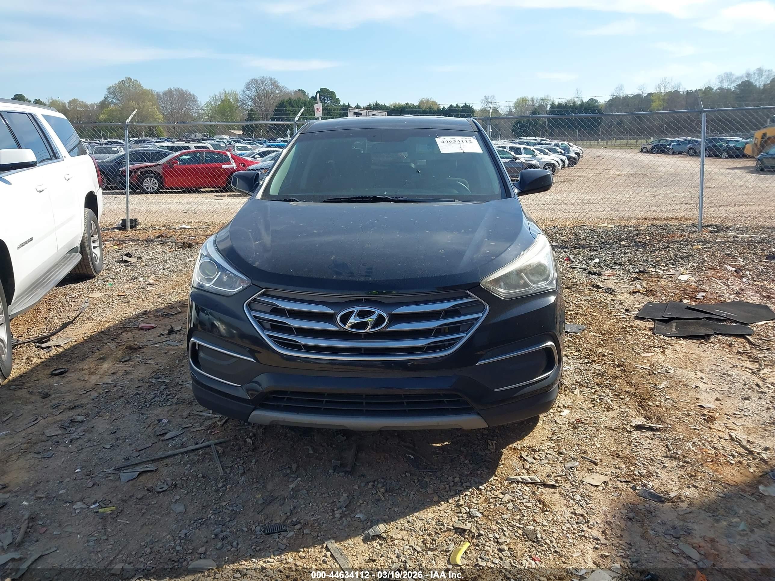 2018 Hyundai Santa Fe Sport 2.4l Черный vin: 5NMZT3LB2JH094266