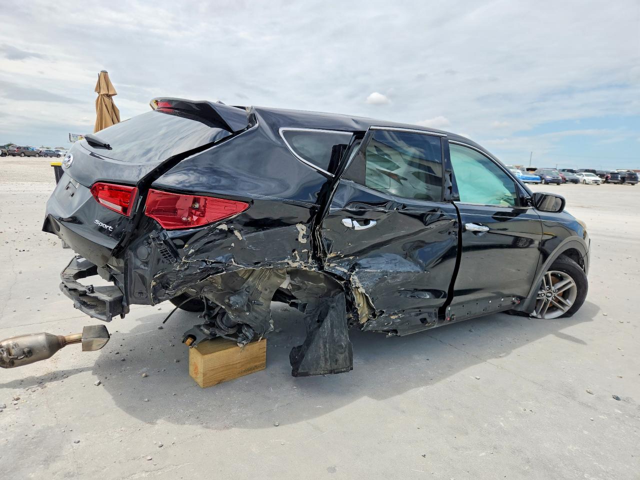 2018 Hyundai Santa Fe Sport 2.4l Черный vin: 5NMZT3LB3JH075466