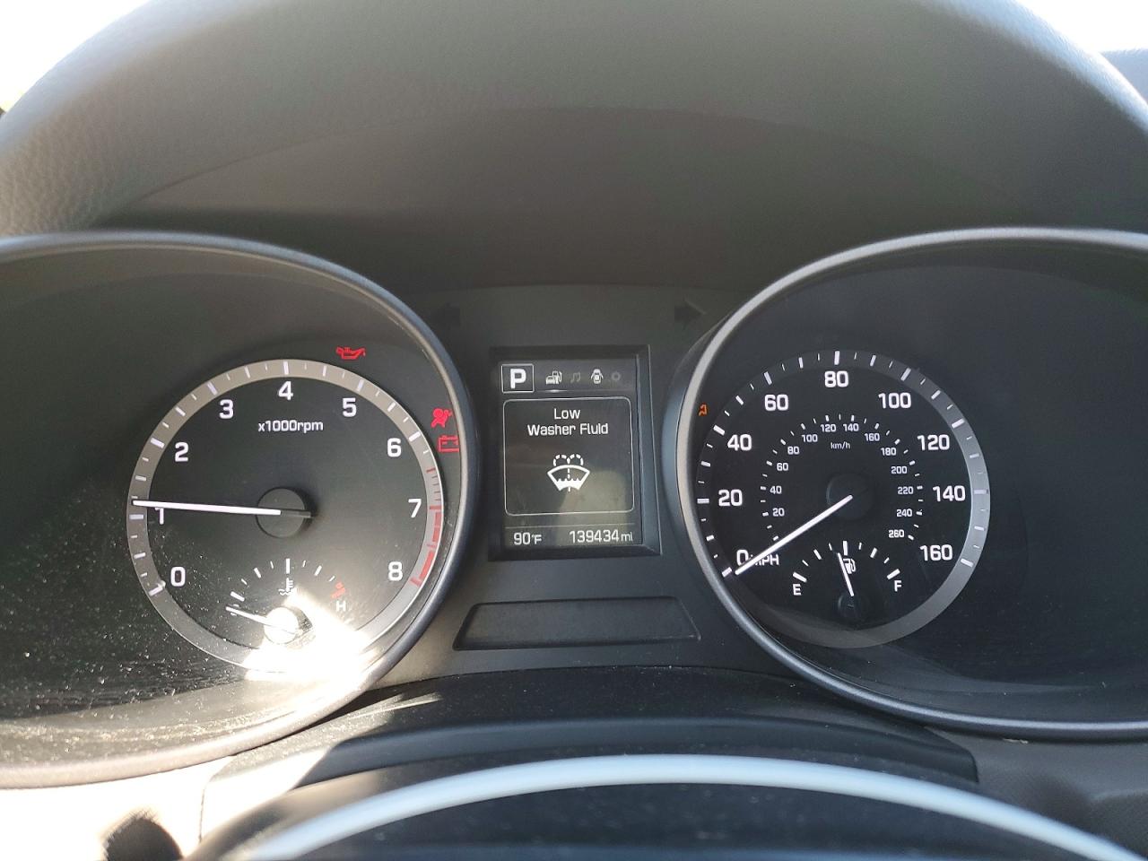 2017 Hyundai Santa Fe Sport 2.4l White vin: 5NMZT3LB5HH005011