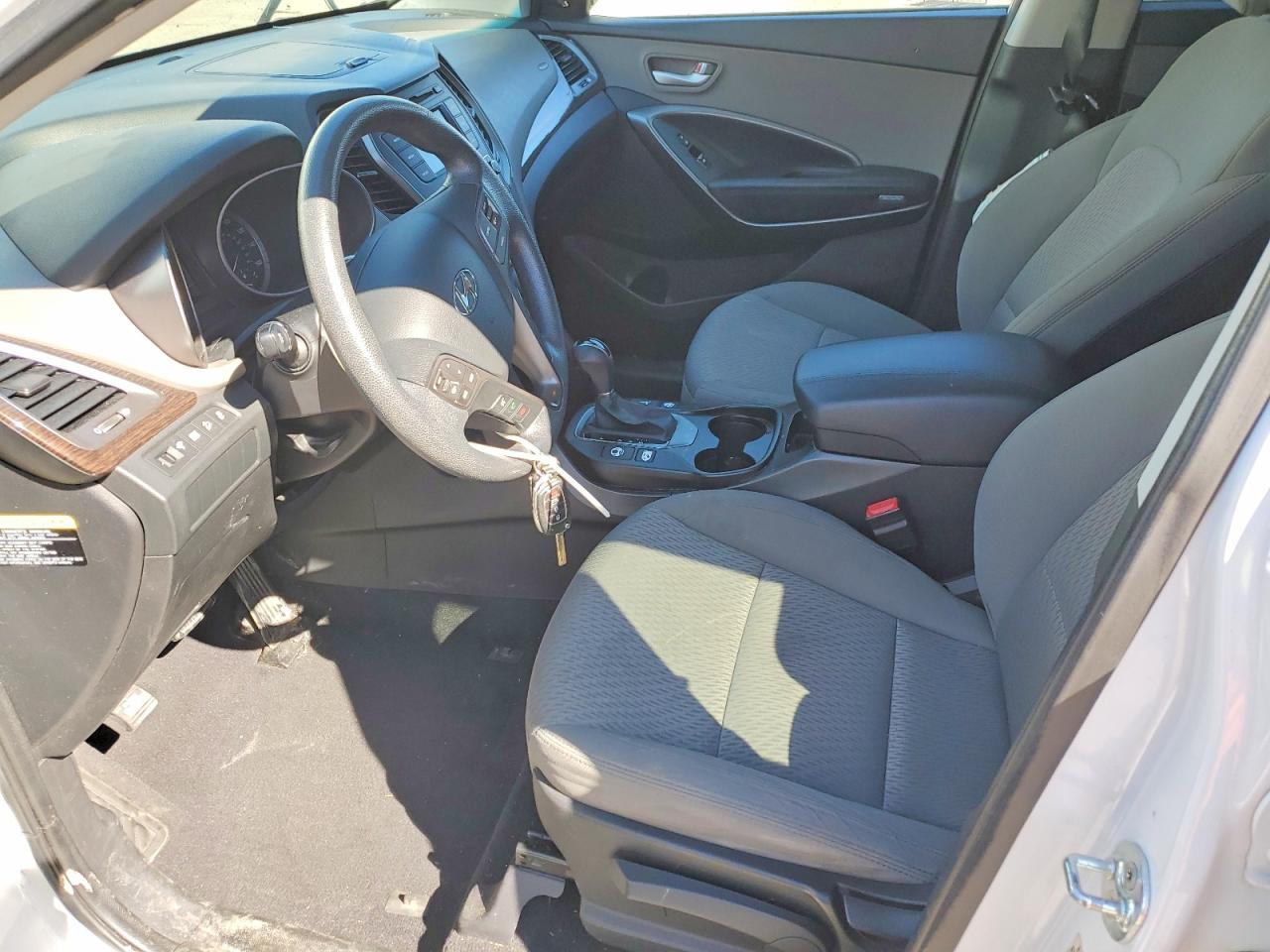 2017 Hyundai Santa Fe Sport 2.4l White vin: 5NMZT3LB5HH005011
