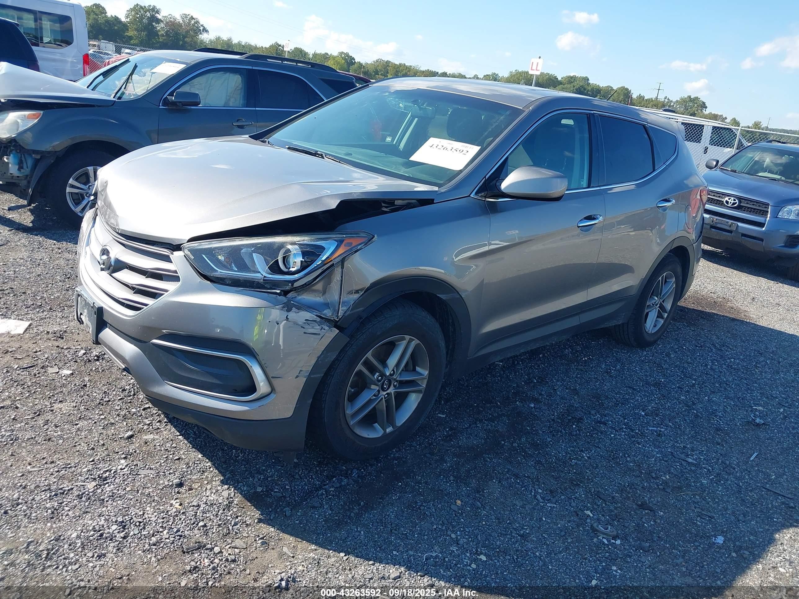 2018 Hyundai Santa Fe Sport 2.4l Серый vin: 5NMZTDLB2JH085430