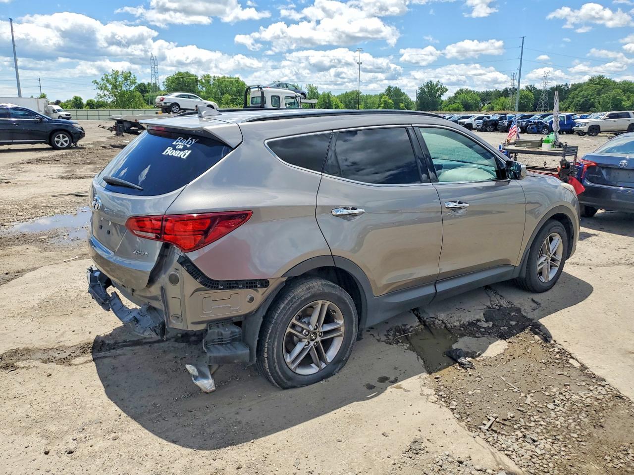 2018 Hyundai Santa Fe Sport 2.4l Silver vin: 5NMZU3LB0JH056483