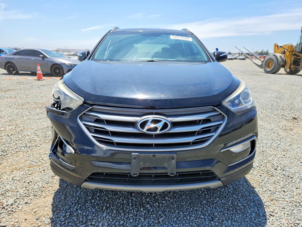 2018 Hyundai Santa Fe Sport 2.4l Черный vin: 5NMZU3LB0JH068116