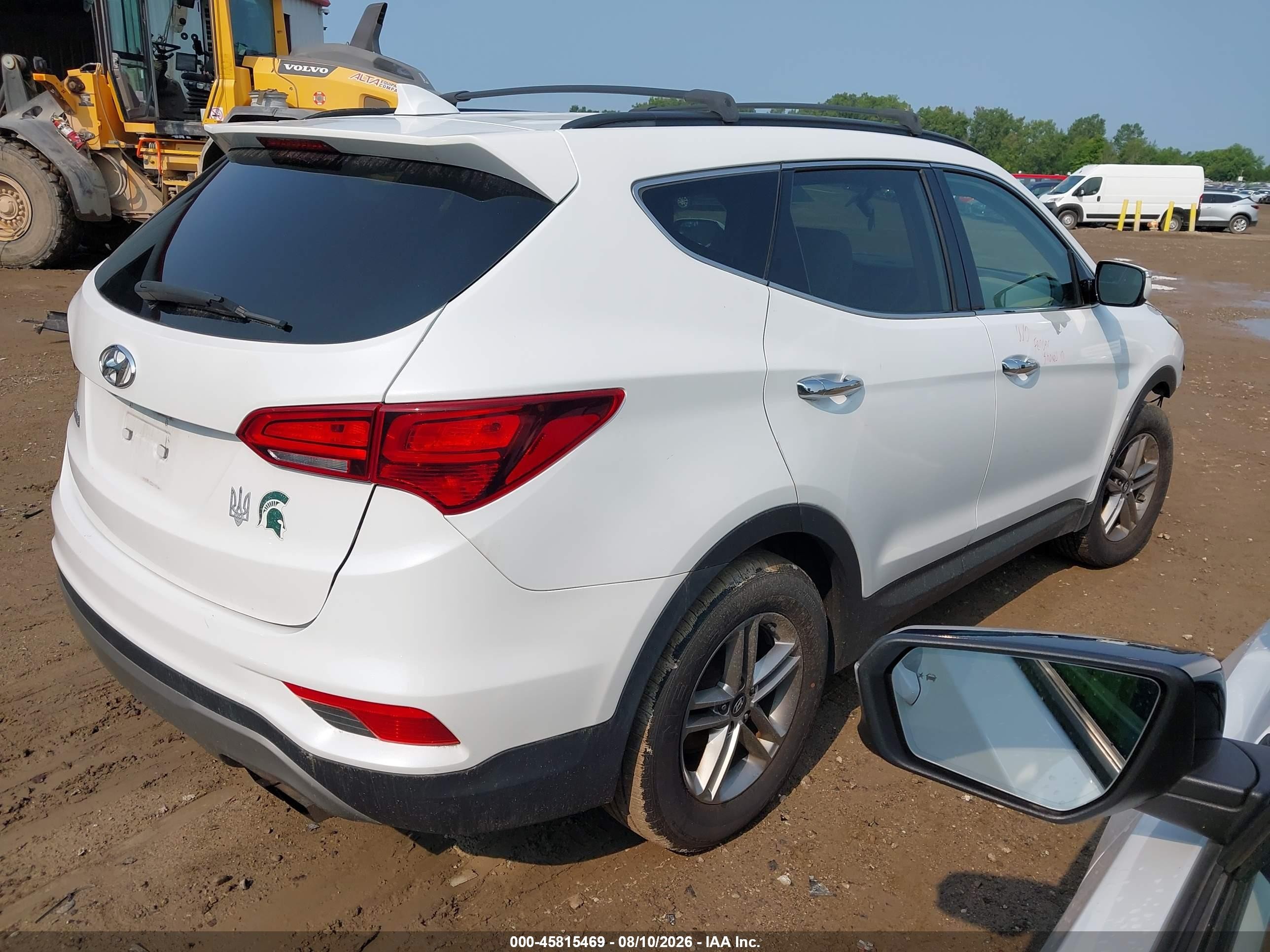 2018 Hyundai Santa Fe Sport 2.4l White vin: 5NMZU3LB3JH064528