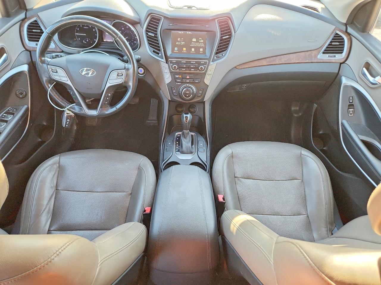 2018 Hyundai Santa Fe Sport 2.4l Silver vin: 5NMZU3LB3JH102839