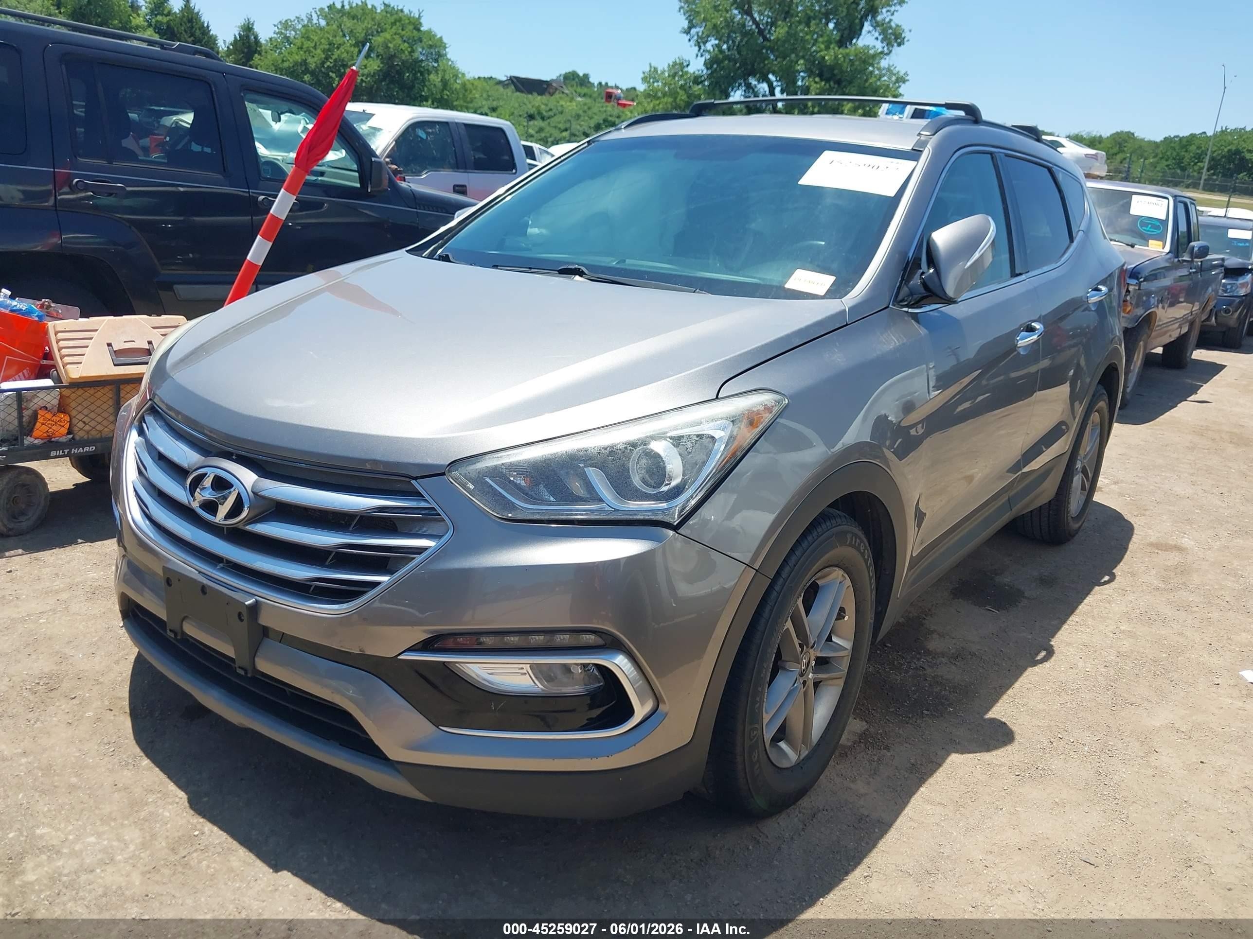 2018 Hyundai Santa Fe Sport 2.4l Silver vin: 5NMZU3LB4JH095691