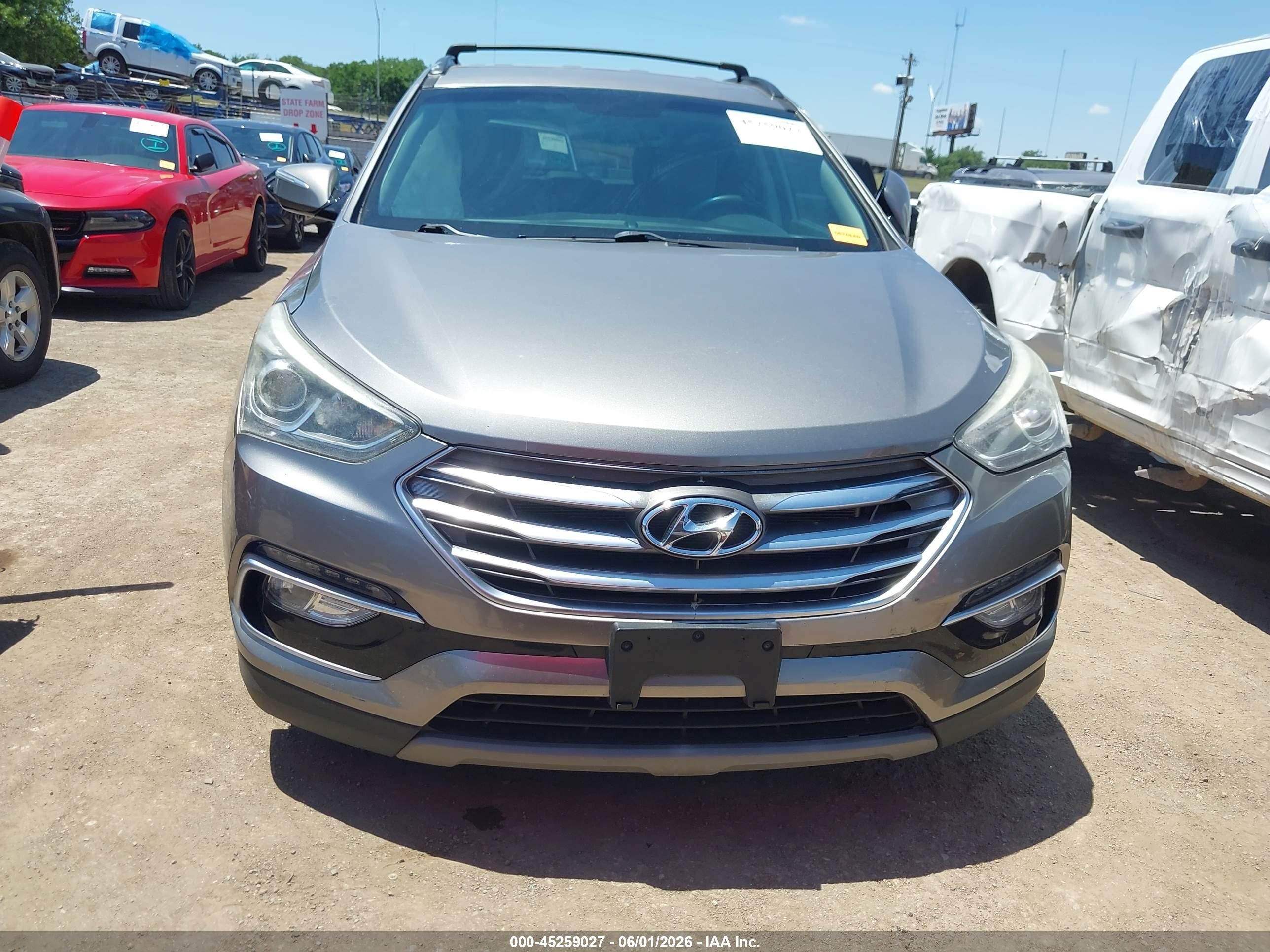 2018 Hyundai Santa Fe Sport 2.4l Silver vin: 5NMZU3LB4JH095691