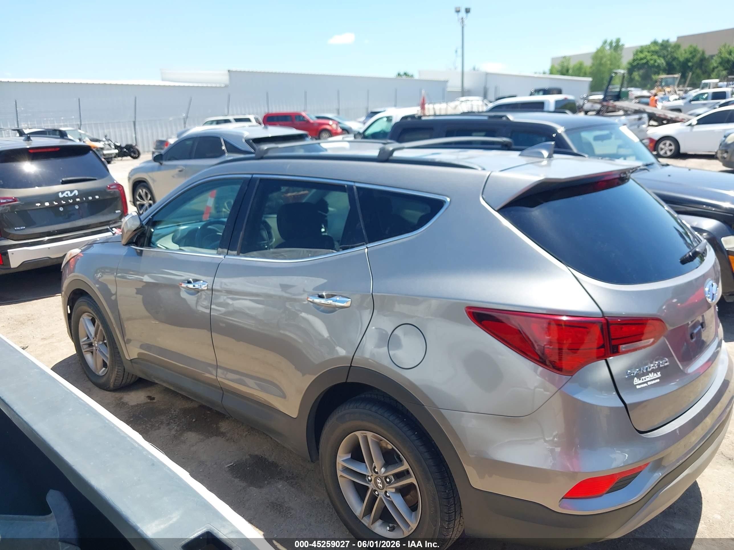 2018 Hyundai Santa Fe Sport 2.4l Silver vin: 5NMZU3LB4JH095691