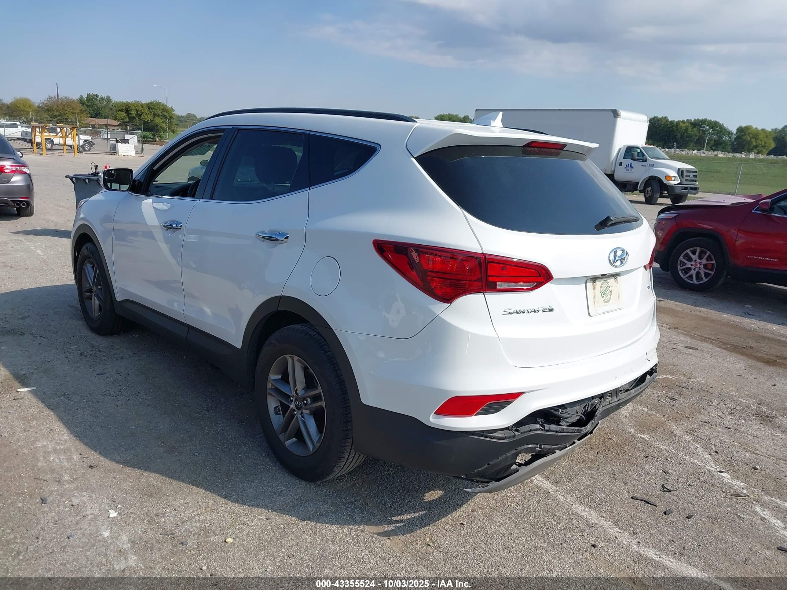 2018 Hyundai Santa Fe Sport 2.4l White vin: 5NMZU3LB4JH101649