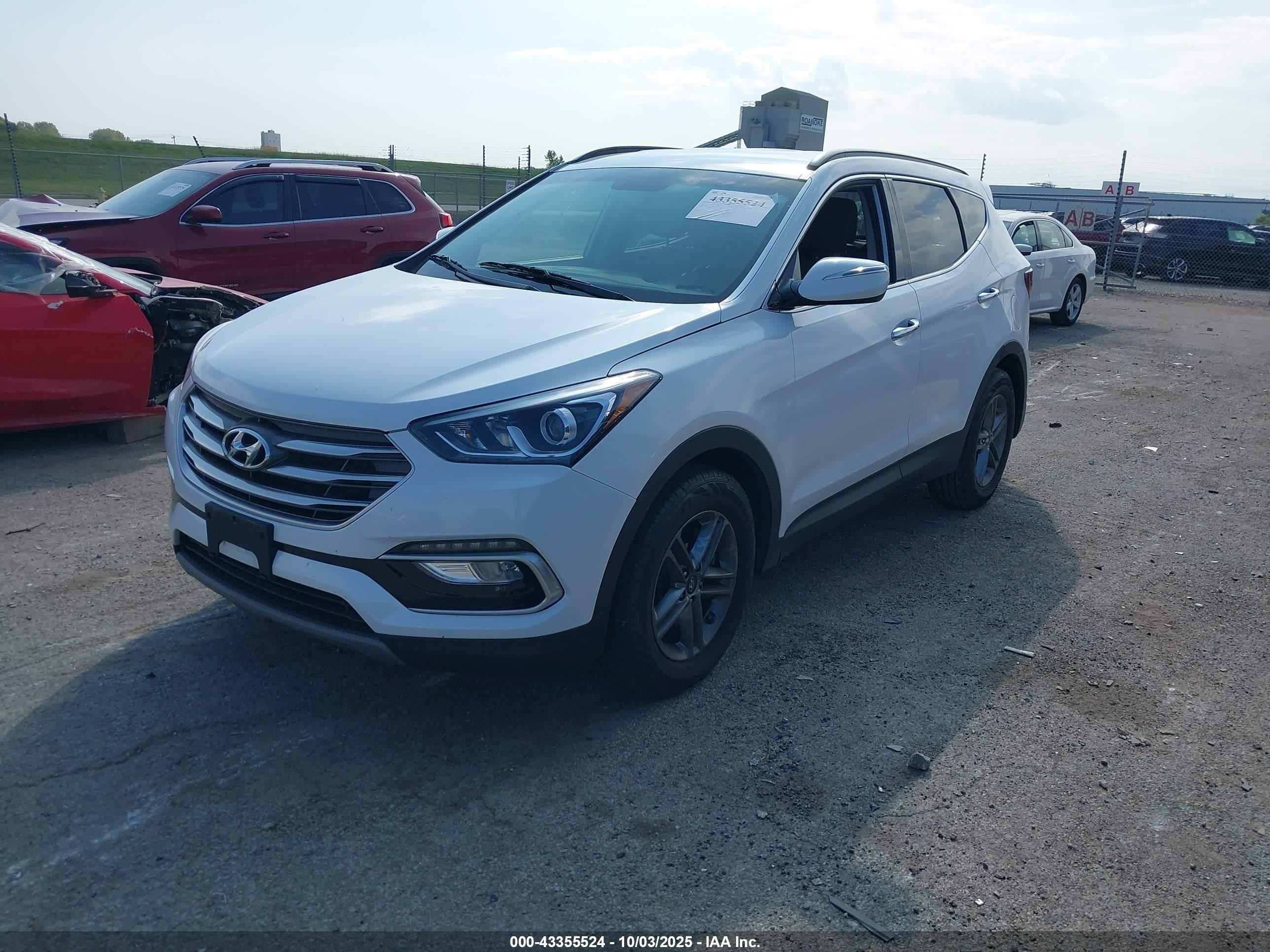 2018 Hyundai Santa Fe Sport 2.4l White vin: 5NMZU3LB4JH101649