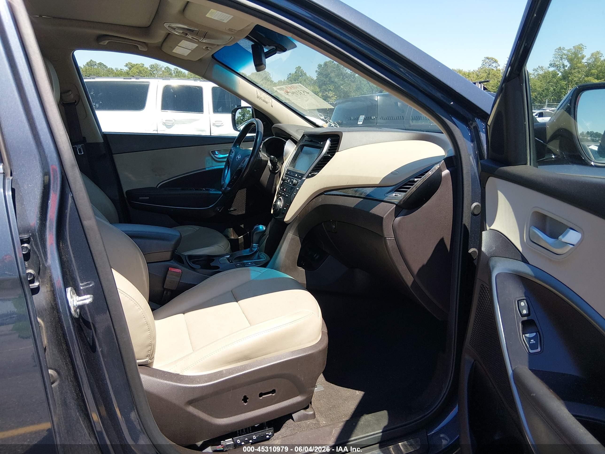2017 Hyundai Santa Fe Sport 2.4l Blue vin: 5NMZU3LBXHH045467
