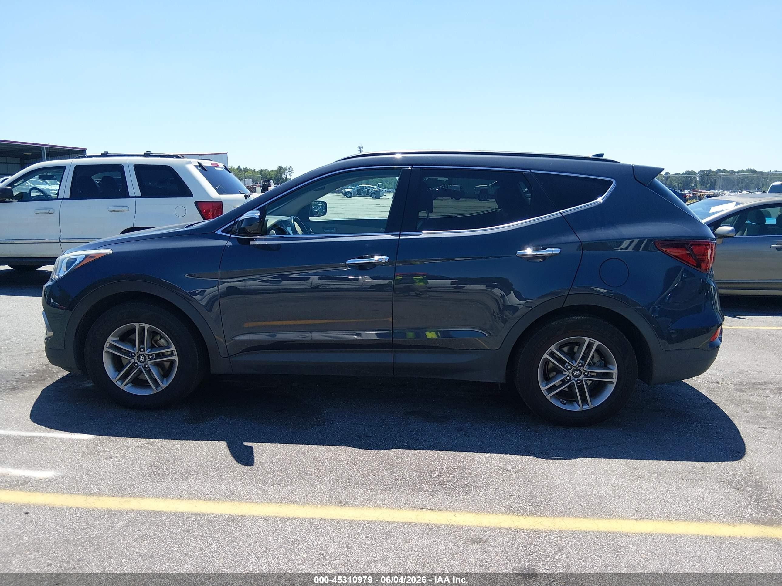 2017 Hyundai Santa Fe Sport 2.4l Blue vin: 5NMZU3LBXHH045467