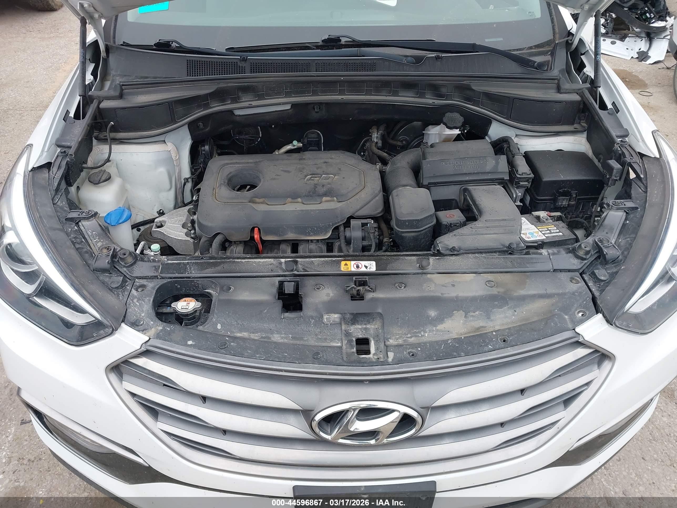 2018 Hyundai Santa Fe Sport 2.4l White vin: 5NMZUDLB0JH063634