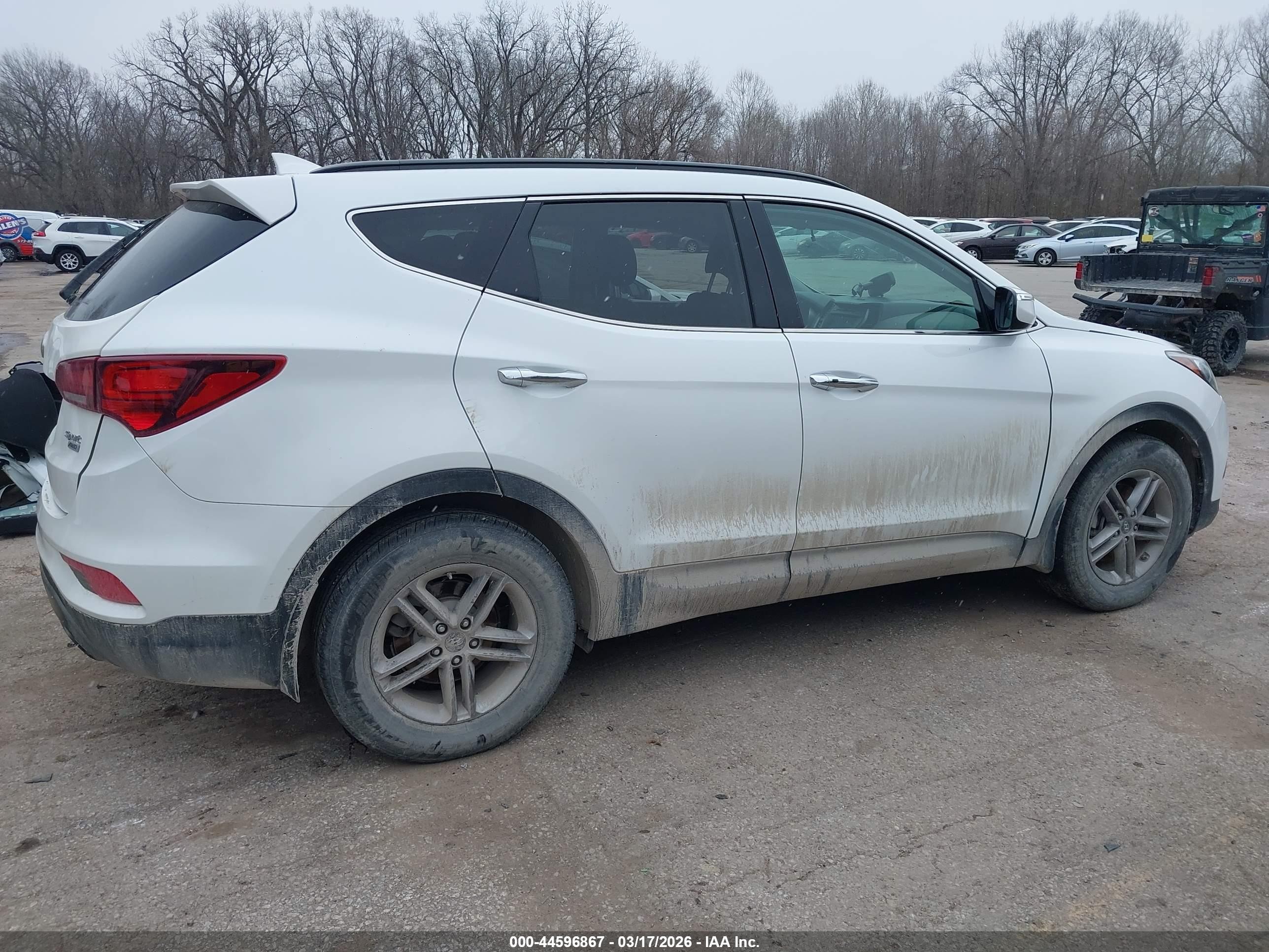 2018 Hyundai Santa Fe Sport 2.4l White vin: 5NMZUDLB0JH063634