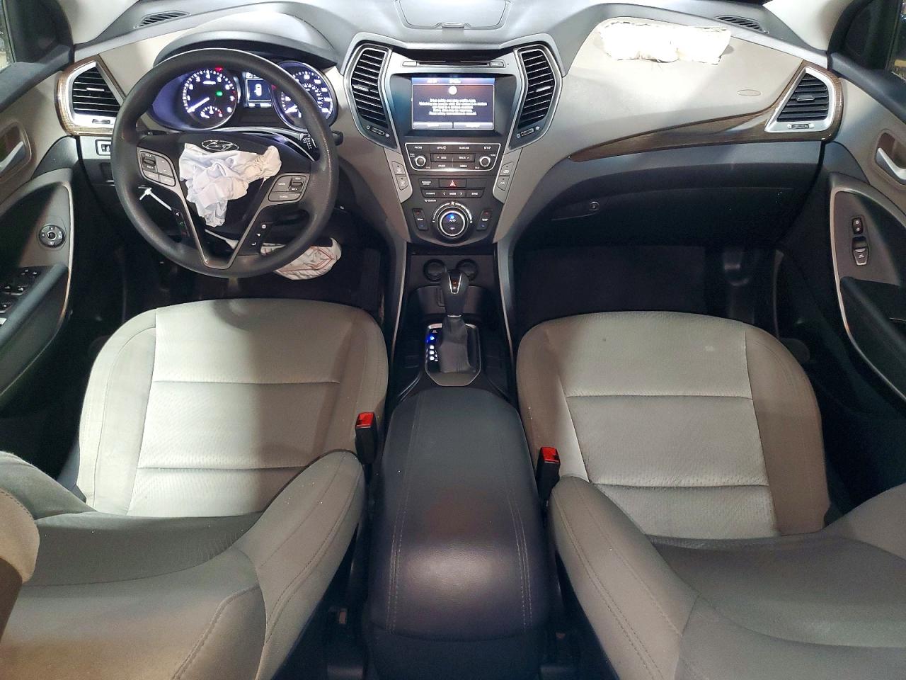 2017 Hyundai Santa Fe Sport 2.4l White vin: 5NMZUDLB2HH028796