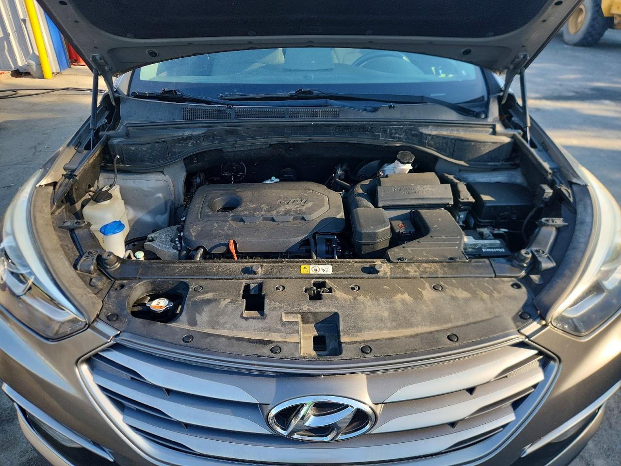 2018 Hyundai Santa Fe Sport 2.4l Серебряный vin: 5NMZUDLB6JH066005