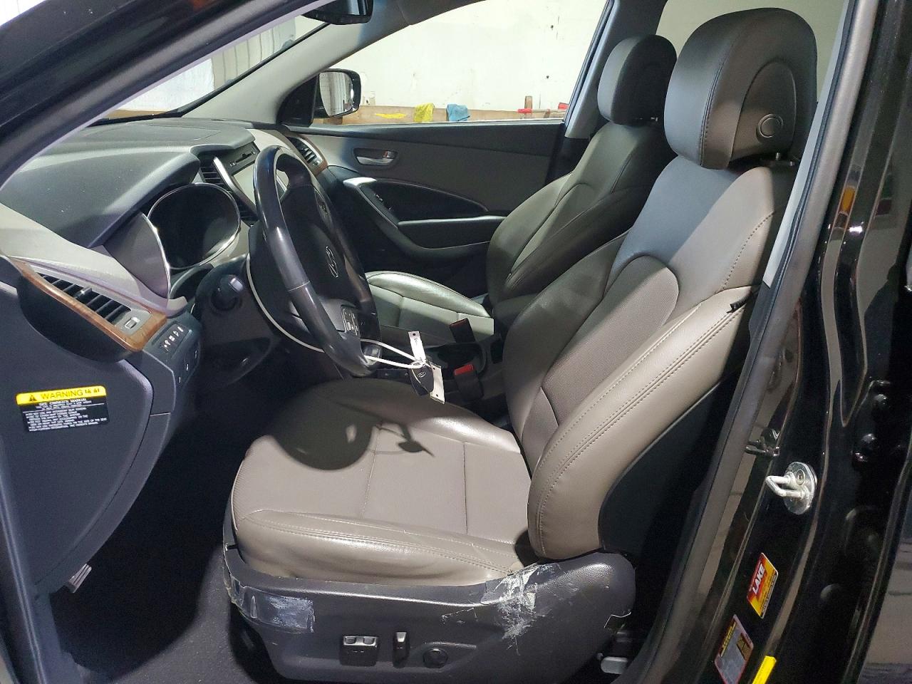 2018 Hyundai Santa Fe Sport 2.4l Черный vin: 5NMZUDLB7JH079121