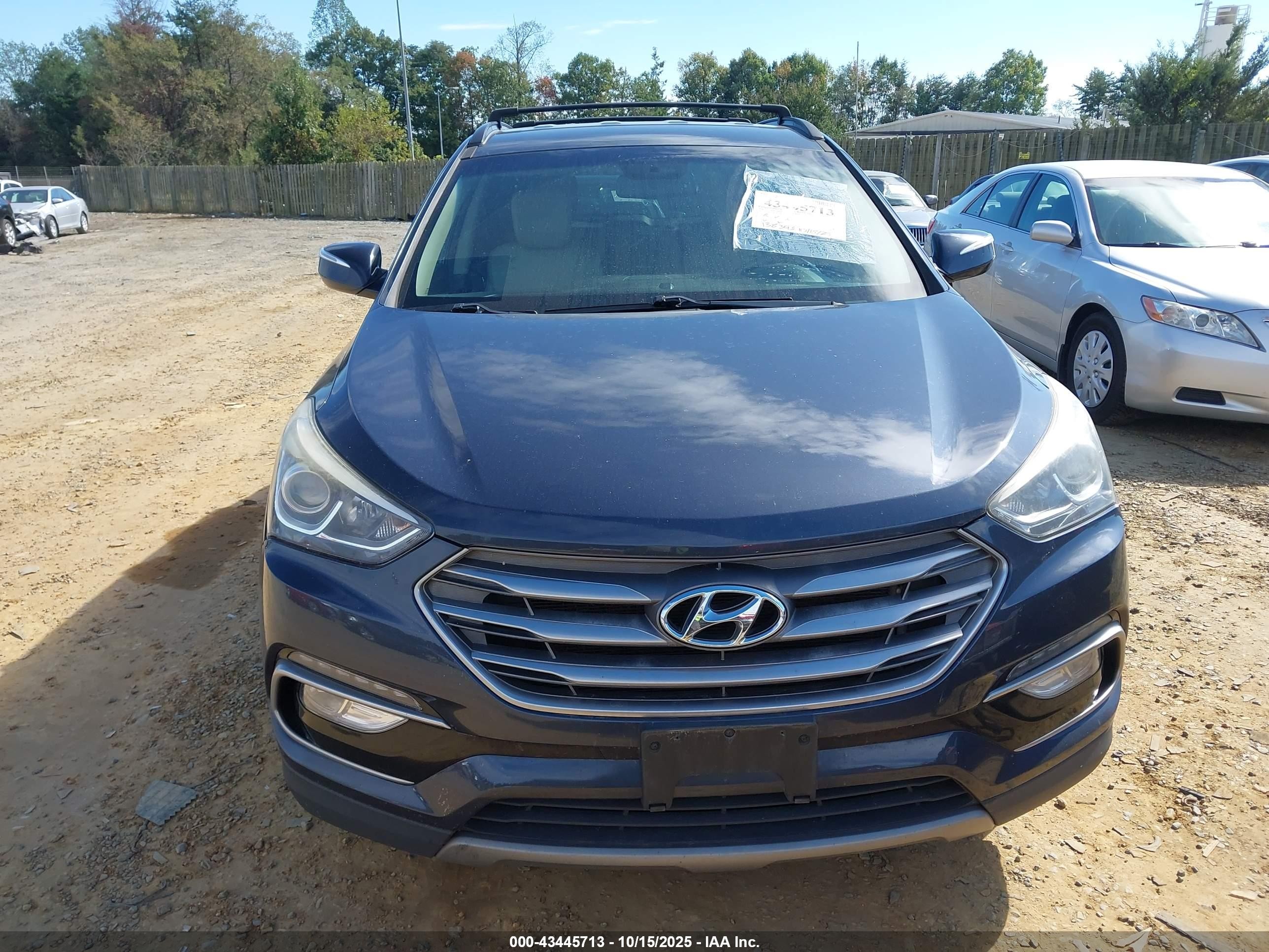 2018 Hyundai Santa Fe Sport 2.4l Синий vin: 5NMZUDLBXJH059736