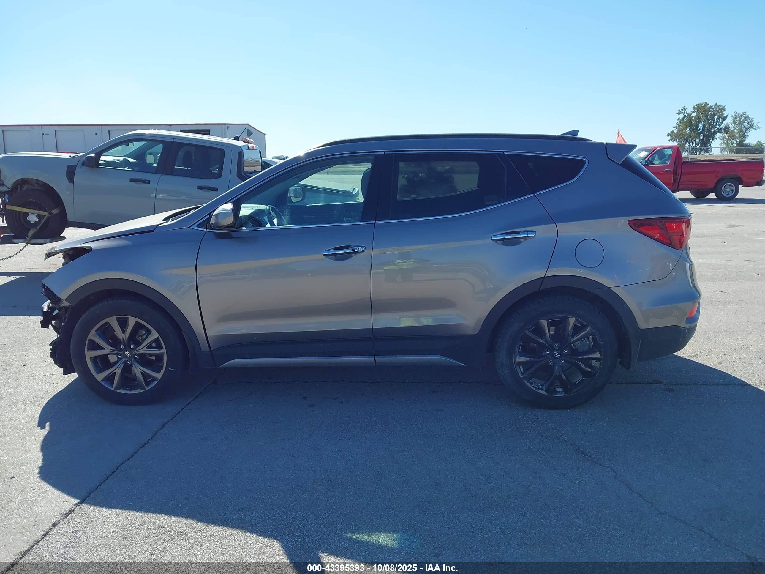 2018 Hyundai Santa Fe Sport 2.0t Ultimate Серый vin: 5NMZWDLA9JH100293
