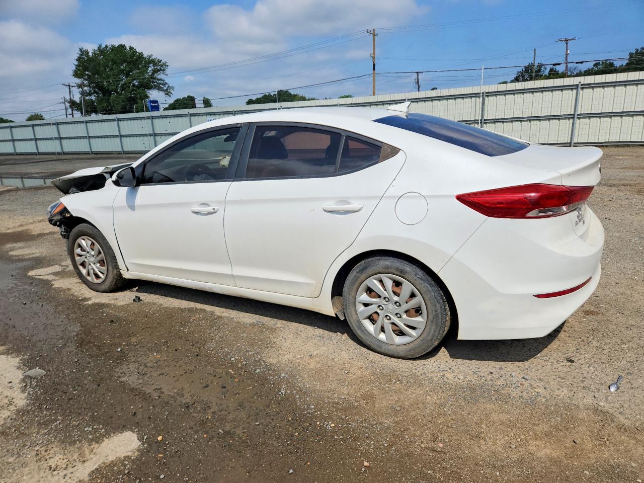 2017 Hyundai Elantra Se White vin: 5NPD74LF0HH063909
