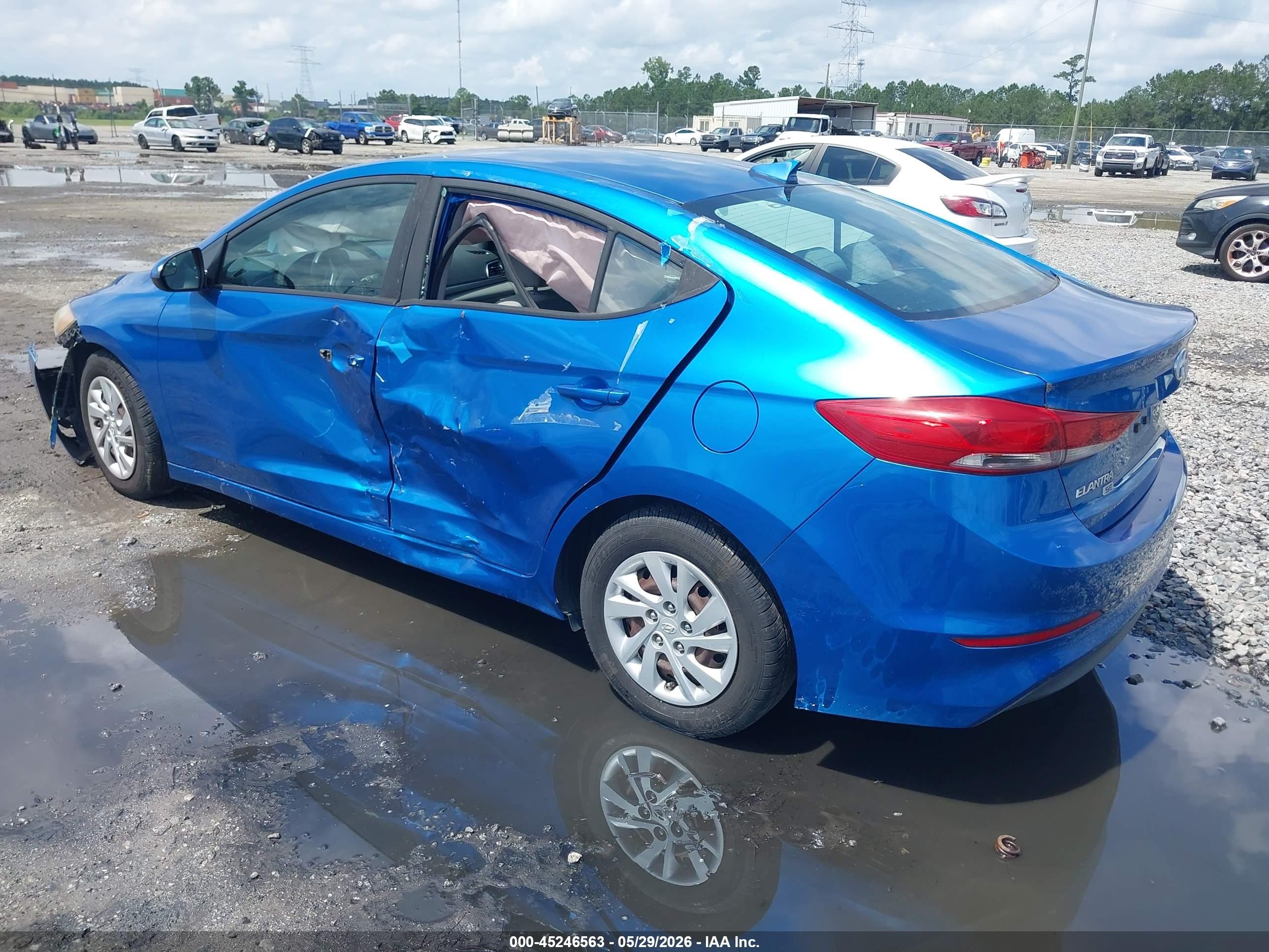 2017 Hyundai Elantra Se Blue vin: 5NPD74LF0HH078488